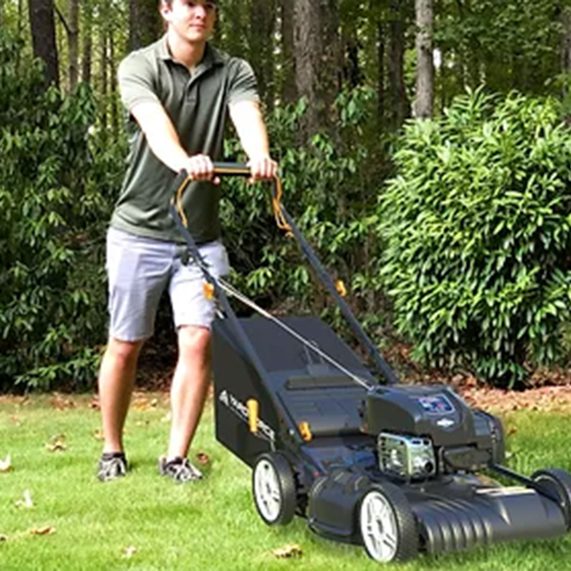 Yard Force Self Propelled FWD 3-in-1 Gas Push Lawn Mower with 22" Steel Deck - VMInnovations