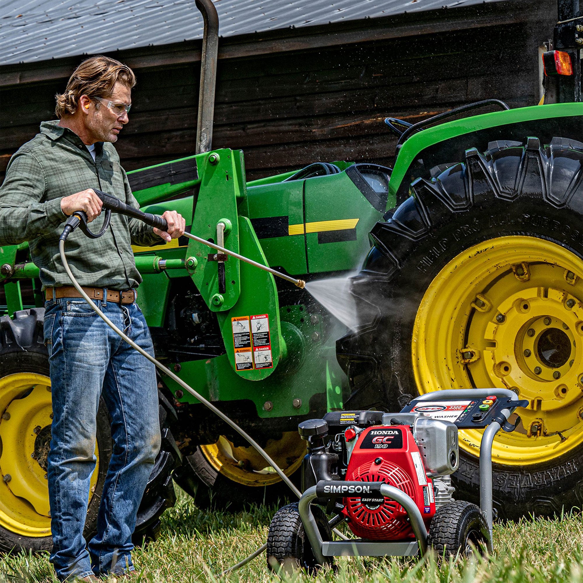 Simpson Cleaning MegaShot 3300 PSI 2.4 GPM Portable Pressure Washer with Nozzles - VMInnovations