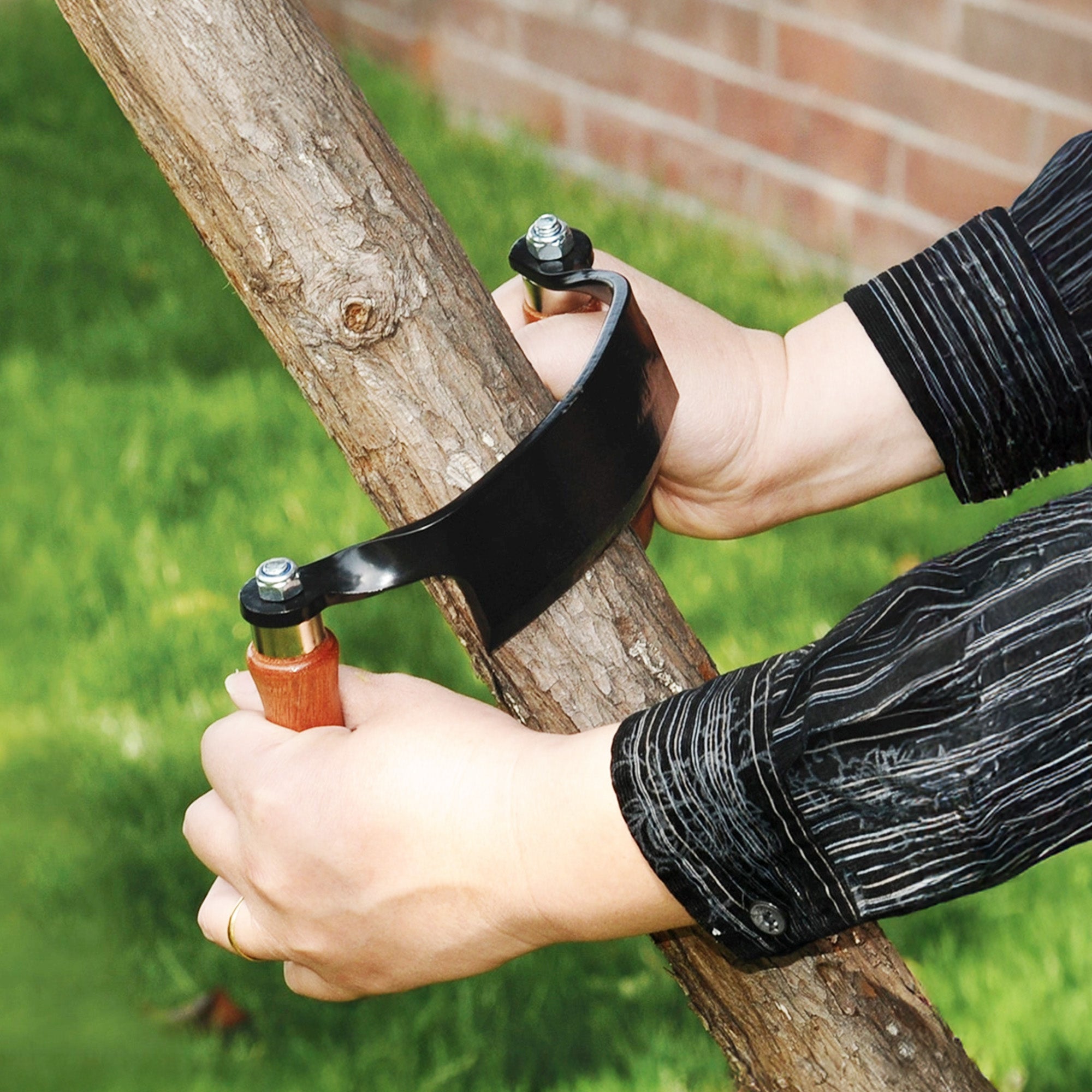 Timber Tuff 5 Inch Ultra Sharp Blade Heavy Duty Steel Curved Draw Shave Tool - VMInnovations