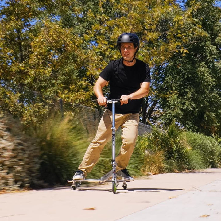 Razor DLX PowerWing Caster Scooter, 3 Urethane Wheels for Taller Riders, Green - VMInnovations