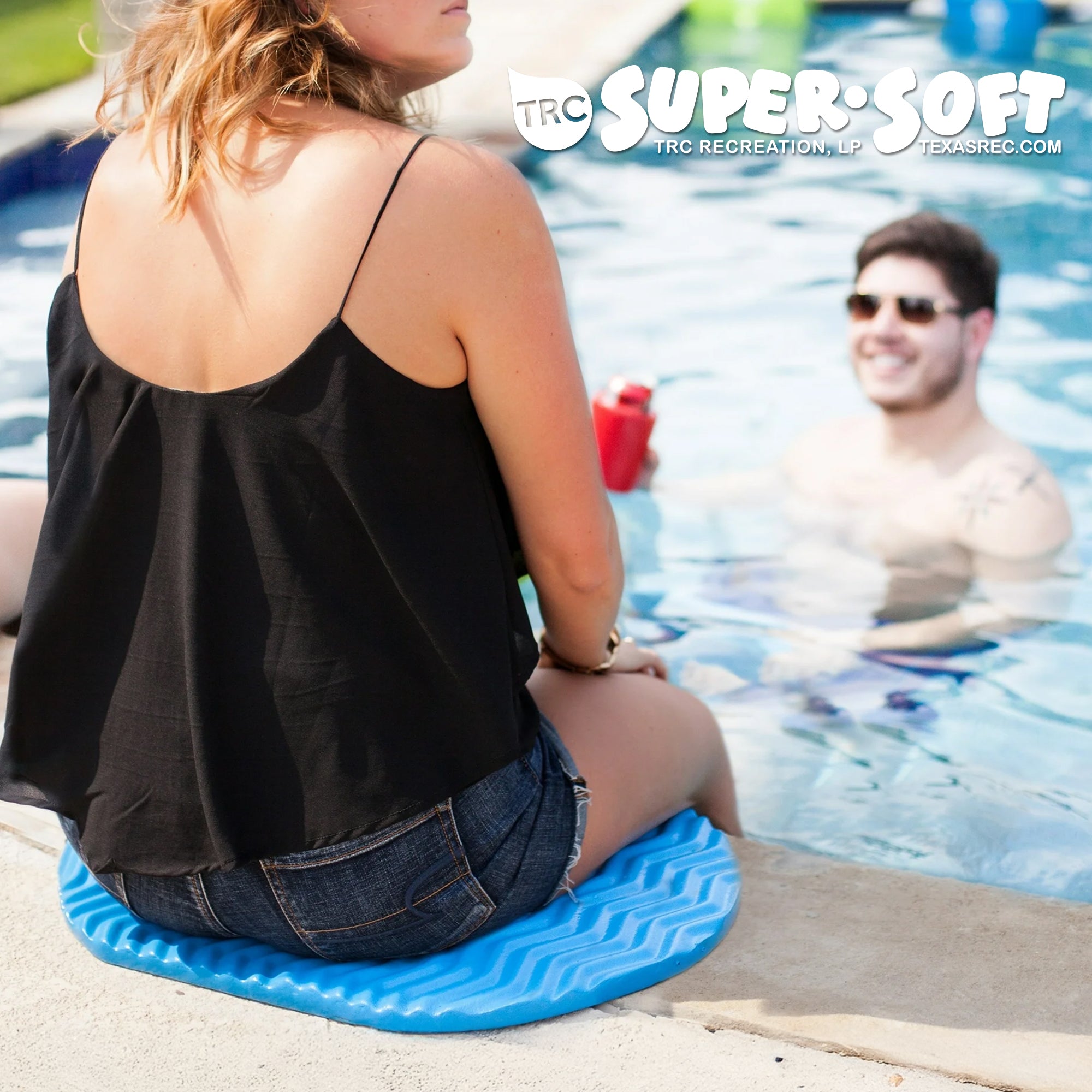 Texas Recreation Super Soft Oval Foam Poolside Vinyl-Coated Cushion, Bahama Blue - VMInnovations