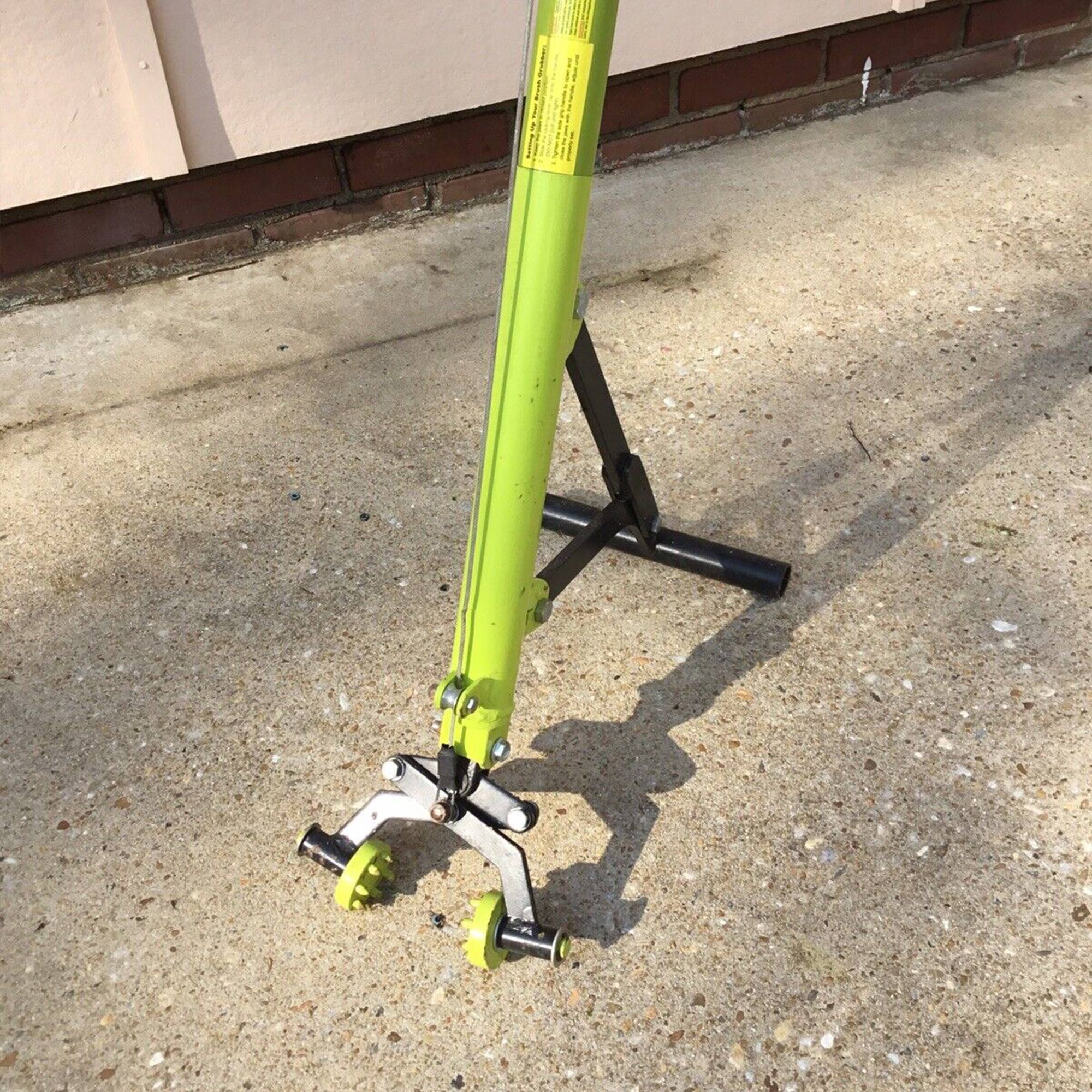 Brush Grubber Fiberglass Single Person Ironclad Manual Handled Brush Grubber - VMInnovations