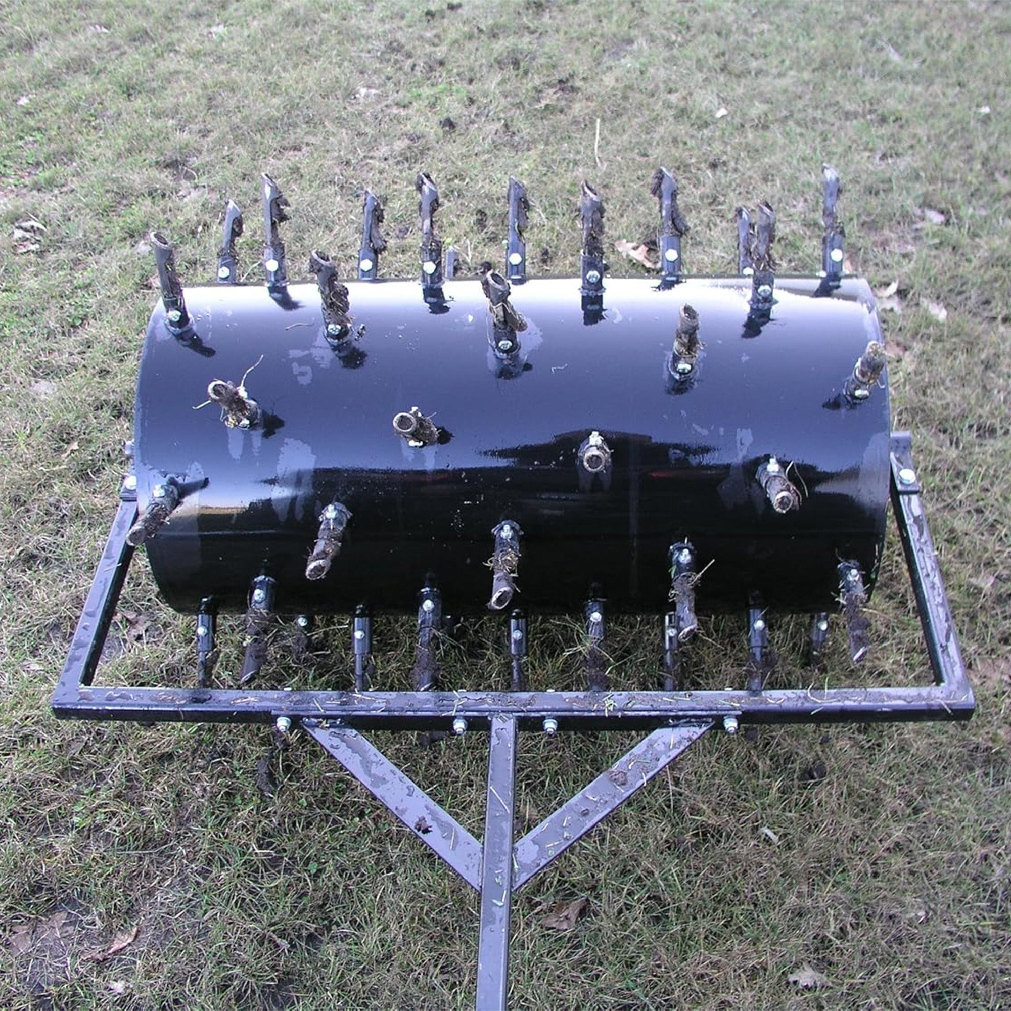 Yard Tuff Drum Plug Style Aerator Tow-Behind UTV or ATV Steel Blade, 36" Wide