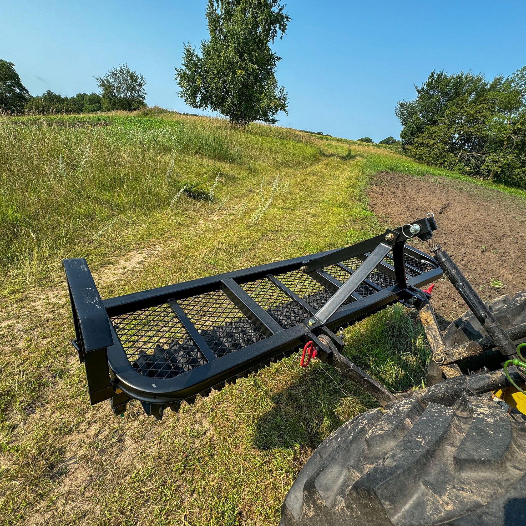 Field Tuff 6 Feet 3 Point Cultipacker, Cast Iron Wheels, 72 Inch Working Width - VMInnovations