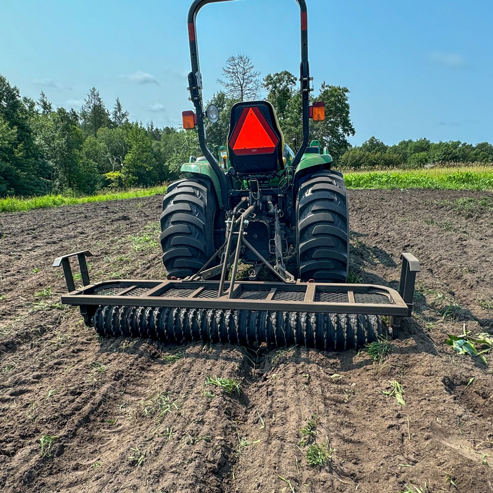 Field Tuff 6 Feet 3 Point Cultipacker, Cast Iron Wheels, 72 Inch Working Width - VMInnovations