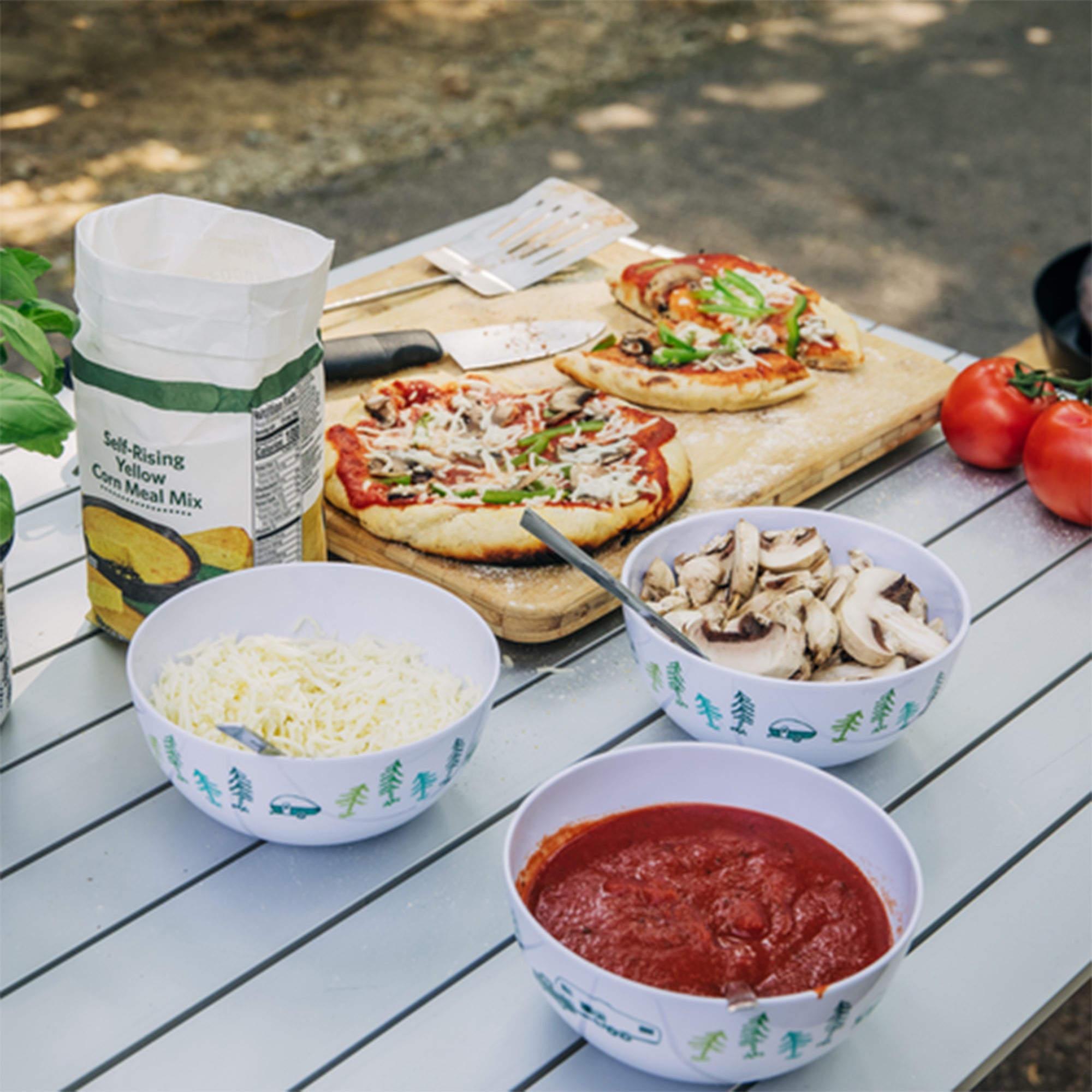 Camco Aluminum Roll-Up Table w/ Carrying Bag for Outdoor Use, Seats 4-6, Silver - VMInnovations