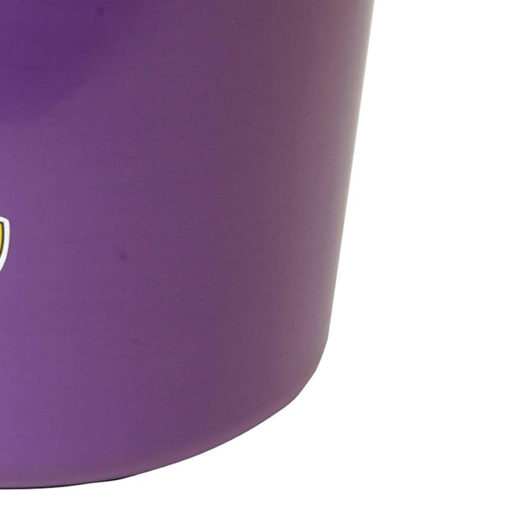 Little Giant Flat Back Plastic Animal Feed Bucket, Metal Handle, 20 Qt, Purple