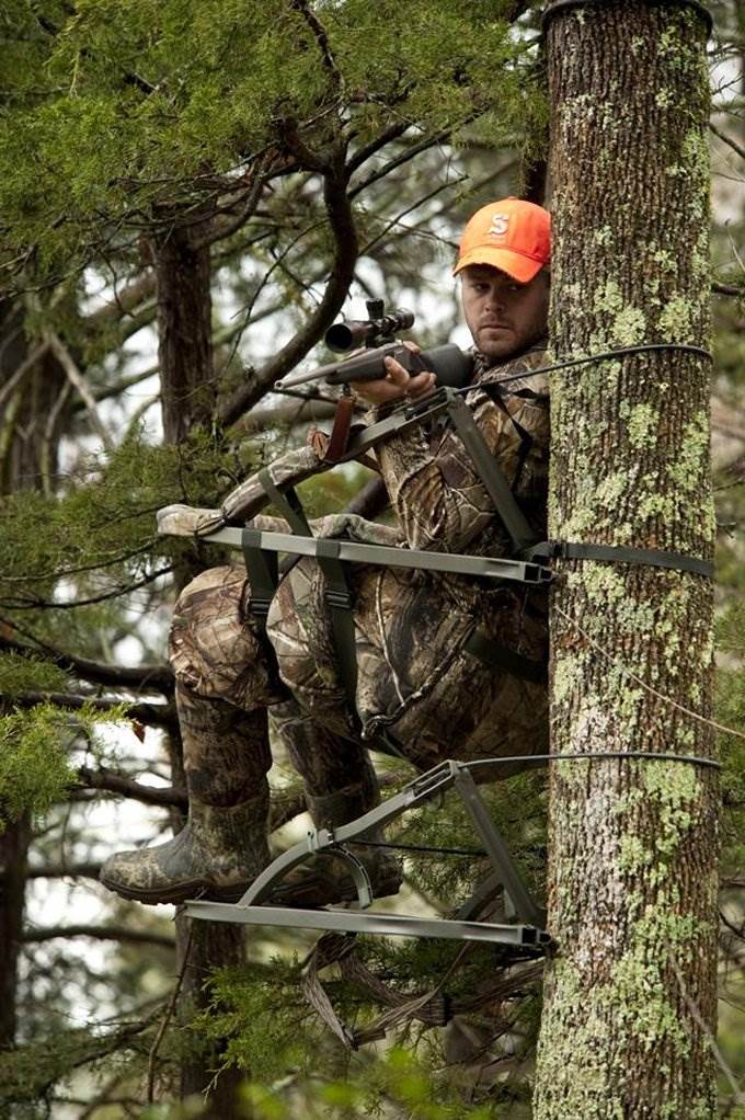 NEW! Summit 180° Max SD Self Climbing Treestand - Deer Hunting + 2 Storage Bags