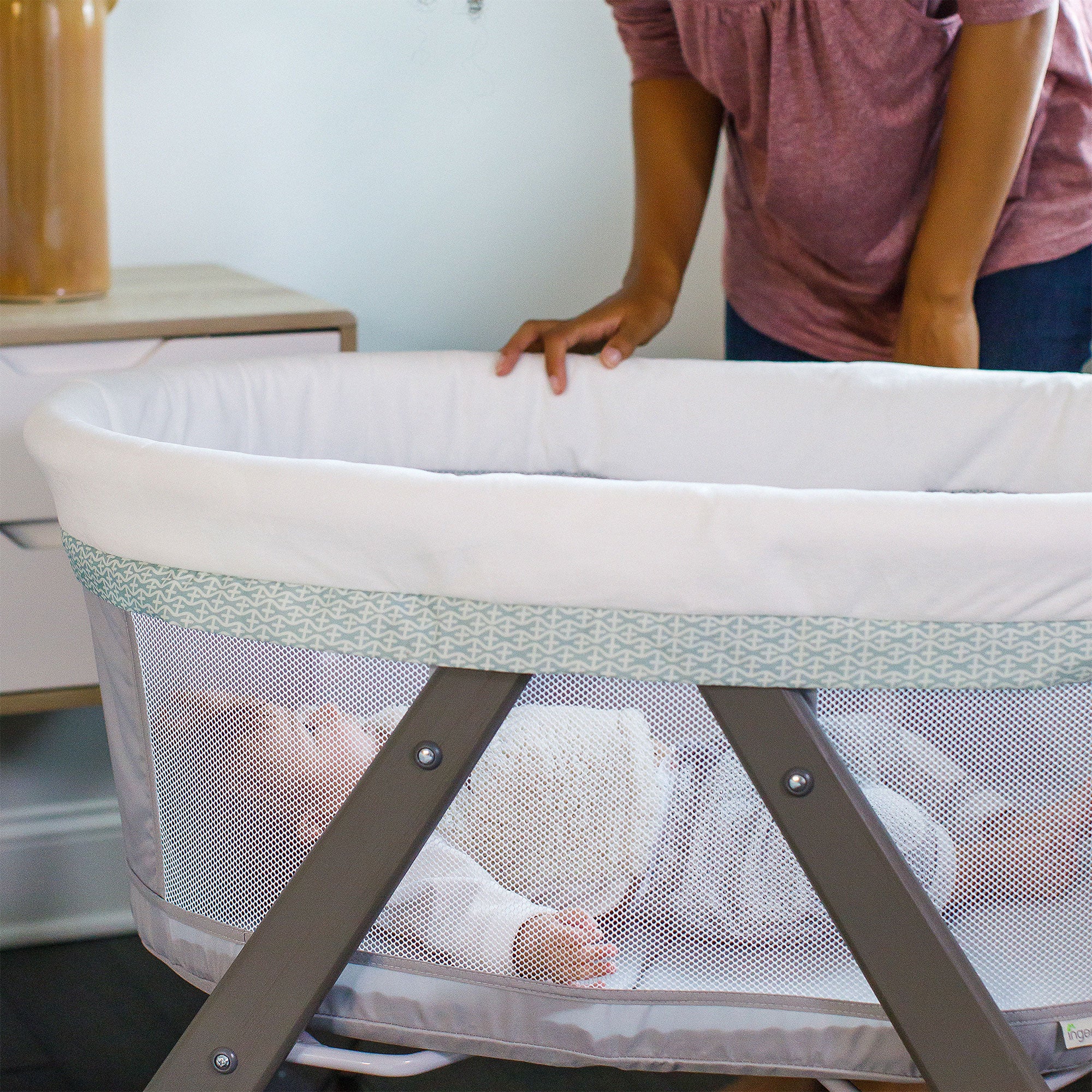 Ingenuity Foldaway Rocking Wood Frame Portable Folding Rocking Bassinet, Wallace - VMInnovations