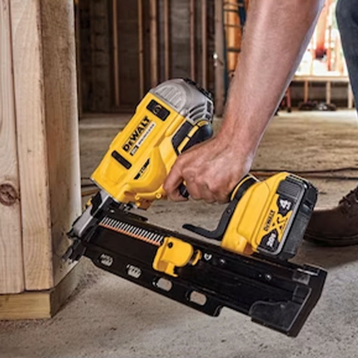 DeWalt 20V MAX Collated Cordless Framing Nailer Tool Kit with Adjustable Hook - VMInnovations
