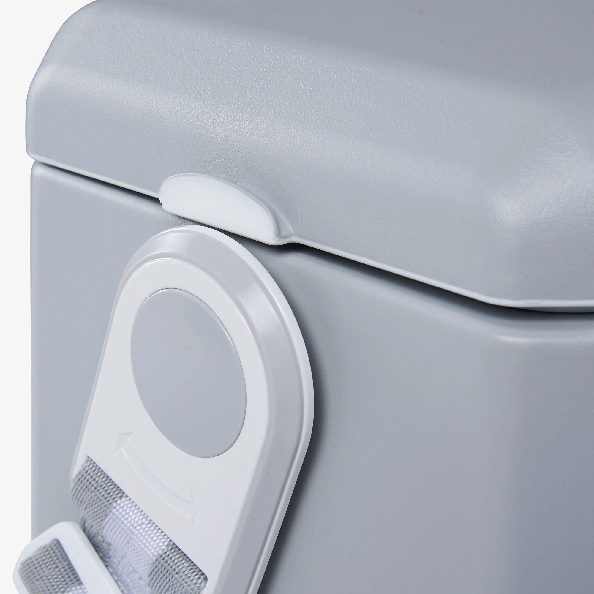 Igloo 11 Quart Tag Along Too Insulated Strapped Picnic Style Cooler, Light Gray - VMInnovations