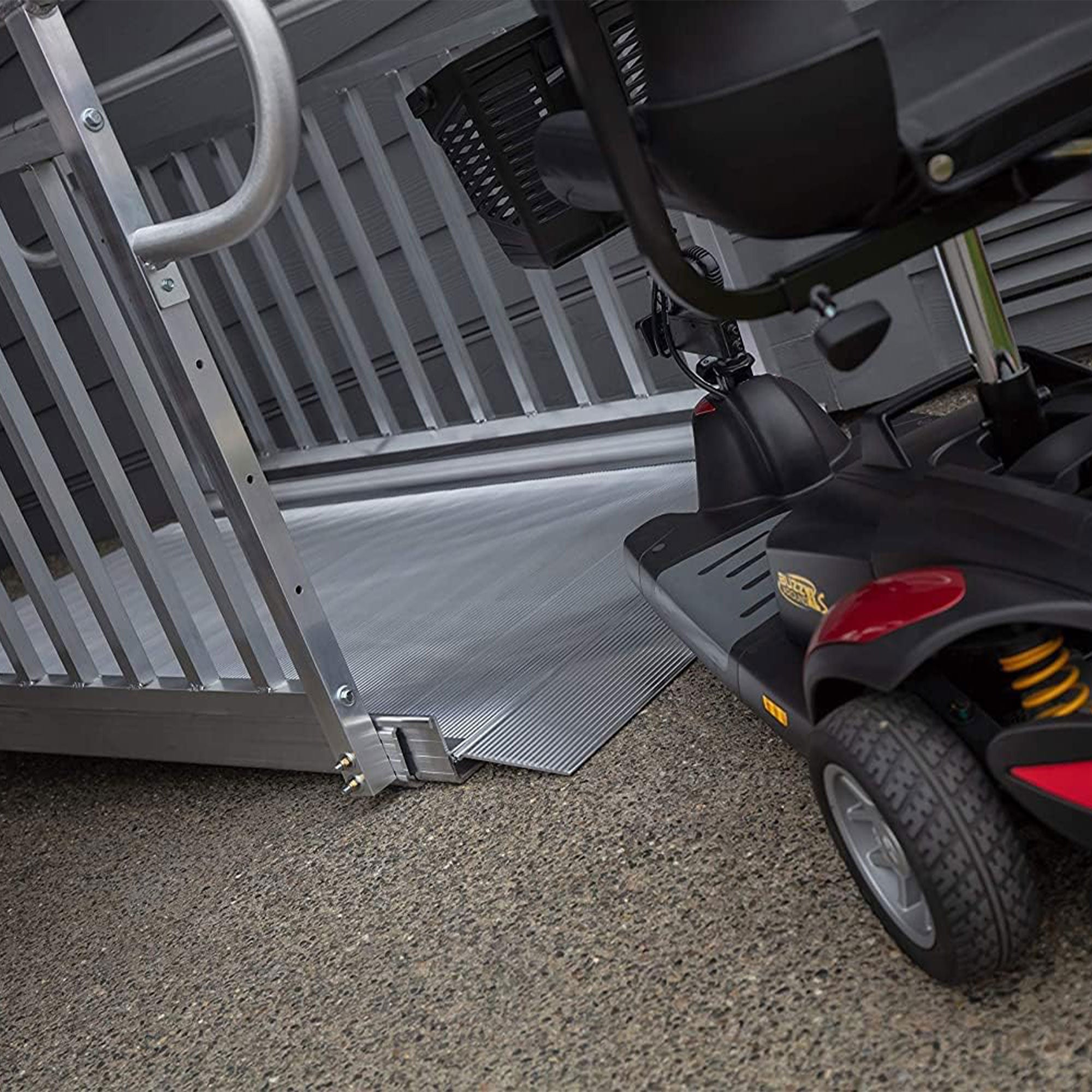 EZ-ACCESS GATEWAY 7" Portable Wheelchair Ramp w/Vertical Handrails (Open Box) - VMInnovations