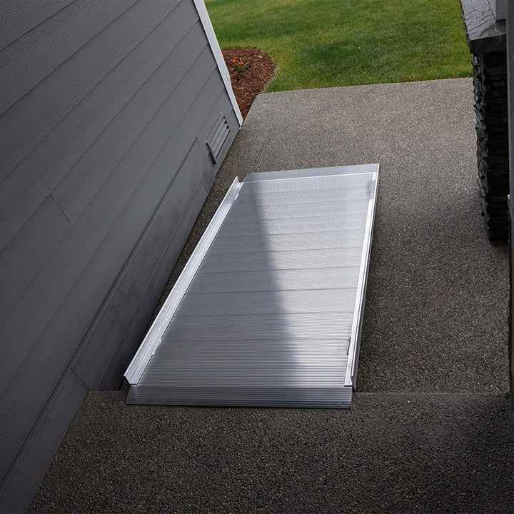 EZ-ACCESS GATEWAY 3G 8 Foot Solid Surface Aluminum Portable Wheelchair Ramp - VMInnovations
