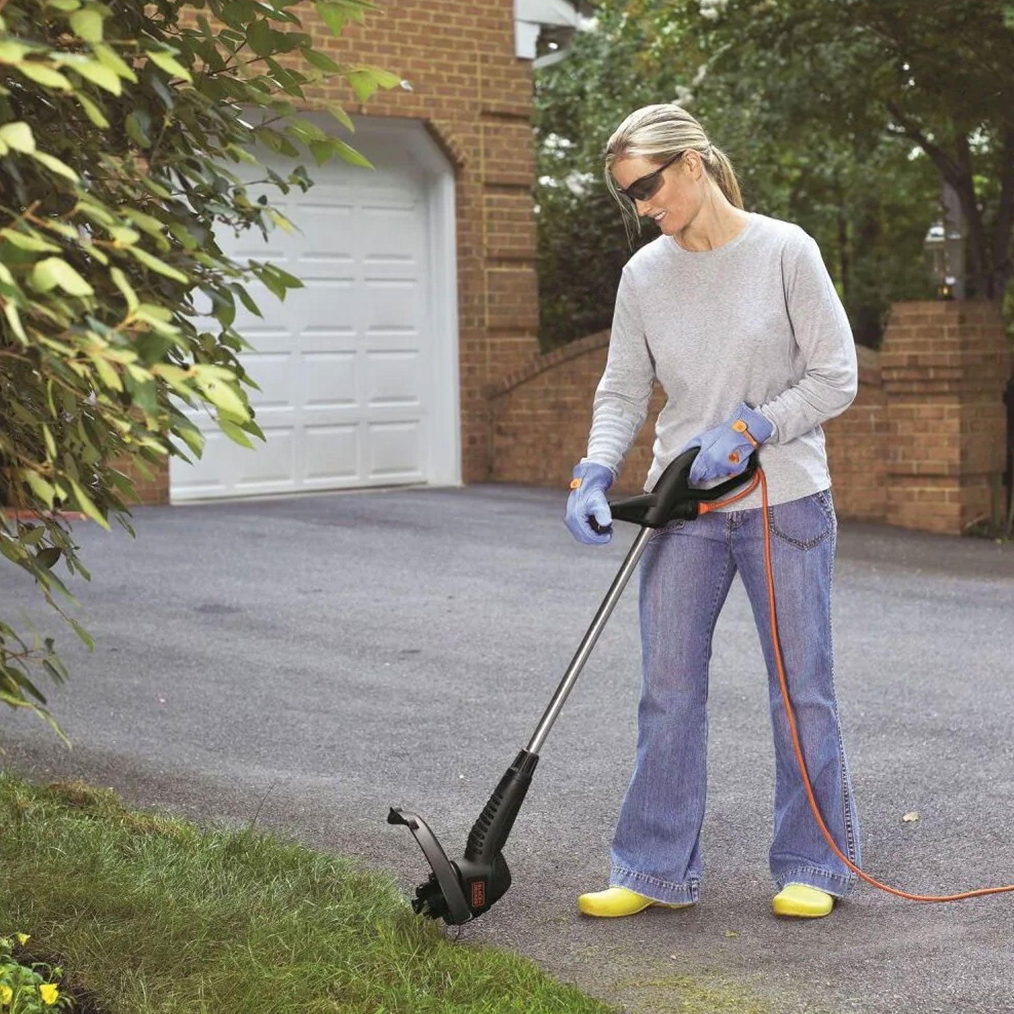 Black and Decker 2-in-1 Metal Electric Trimmer & Edger with 3.5 Amp Motor, Black - VMInnovations
