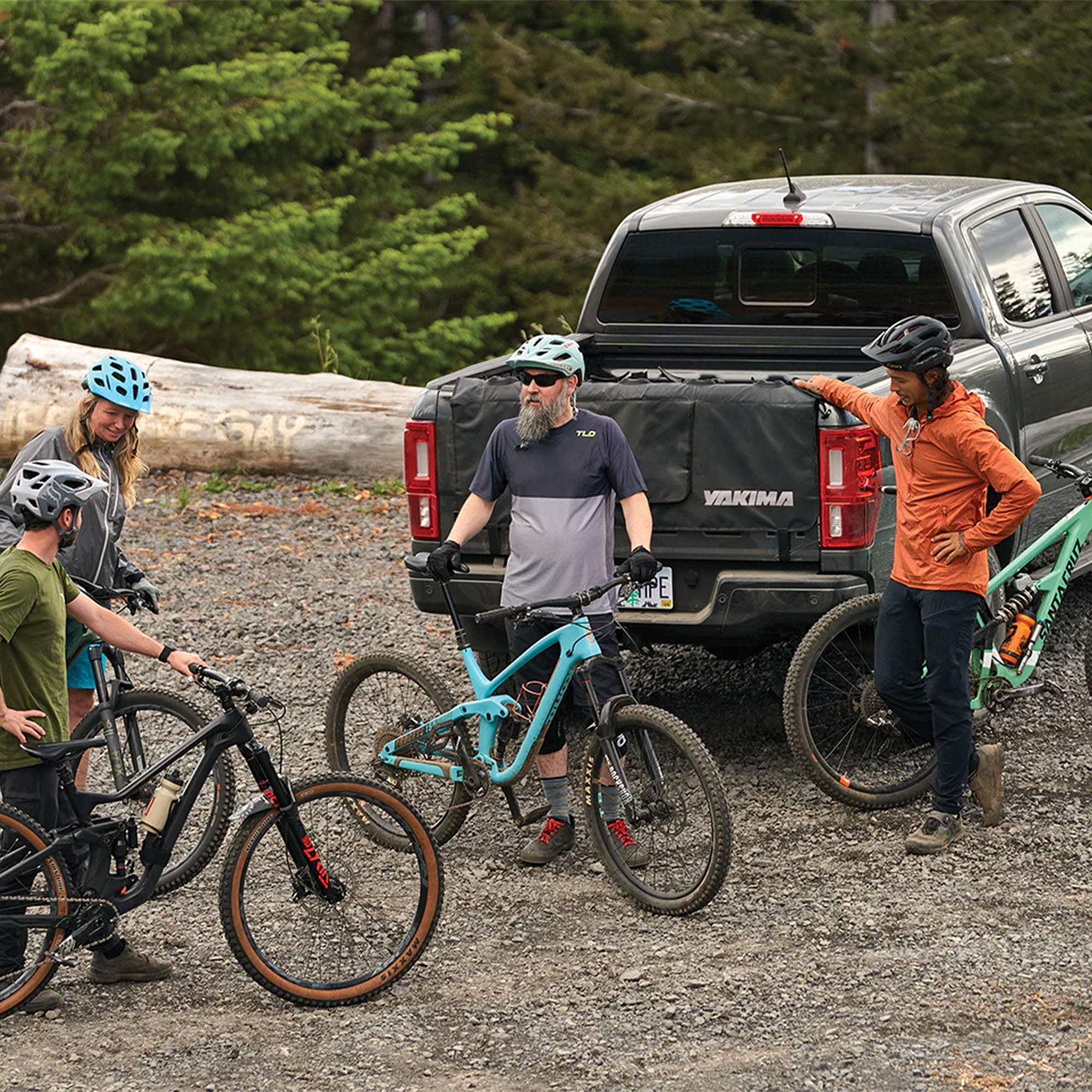 Yakima GateKeeper Full Size Truck Bed Medium Tailgate Bike Pad, Cascade Blue - VMInnovations
