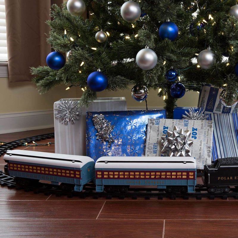 Lionel Trains 12 Pc Train Tracks & The Polar Express Battery Powered Train Set