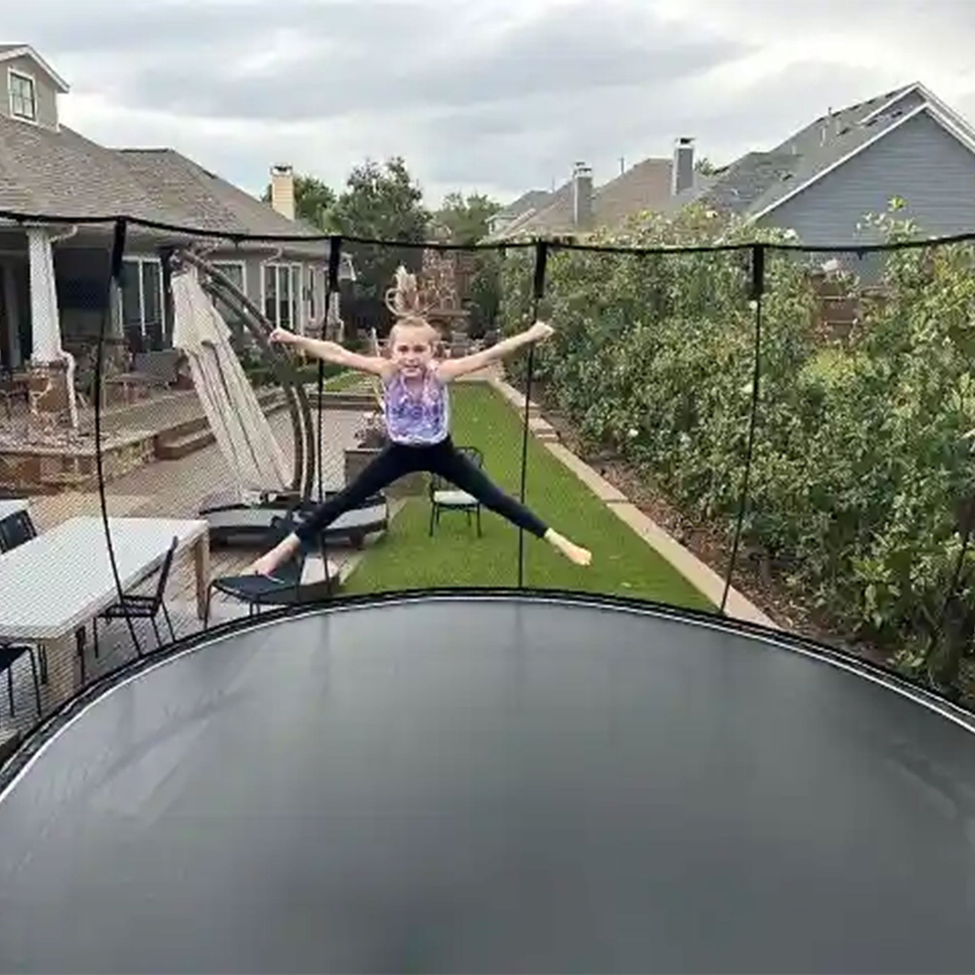 Springfree Trampoline 12'x19' Jumbo Oval Trampoline with 22'x29' Space Required