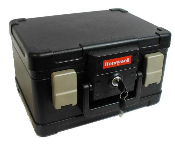 HONEYWELL 1102 Fire/Water Resistant Protection Document Chest Safe .15 Cu Ft