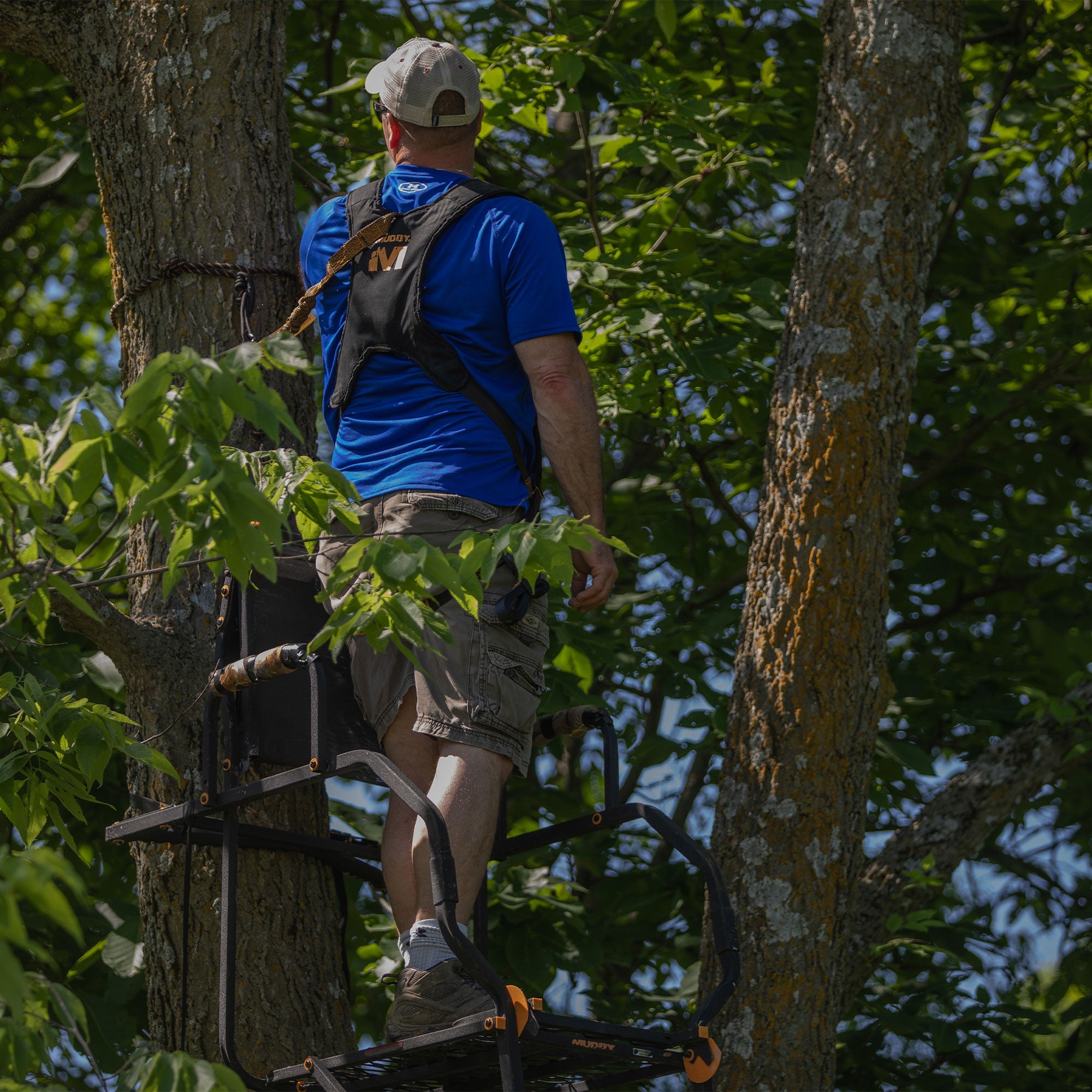Muddy The Stronghold 1.5 Deer Hunting Ladderstand Climbing Tree Stand(For Parts) - VMInnovations