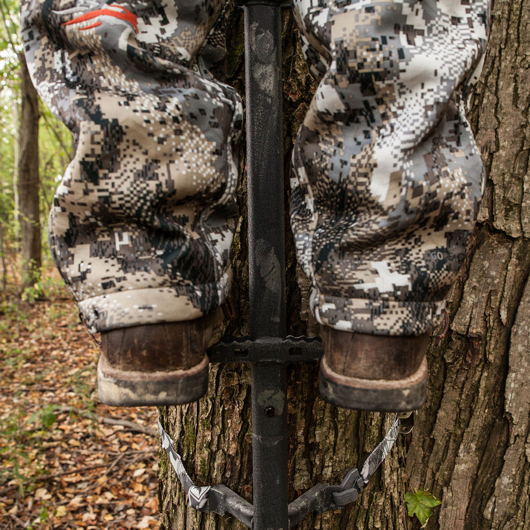 Hawk Traction Climbing Stick, 20' Tree Climbing Ladder Hunting Gear, Extra Grip - VMInnovations
