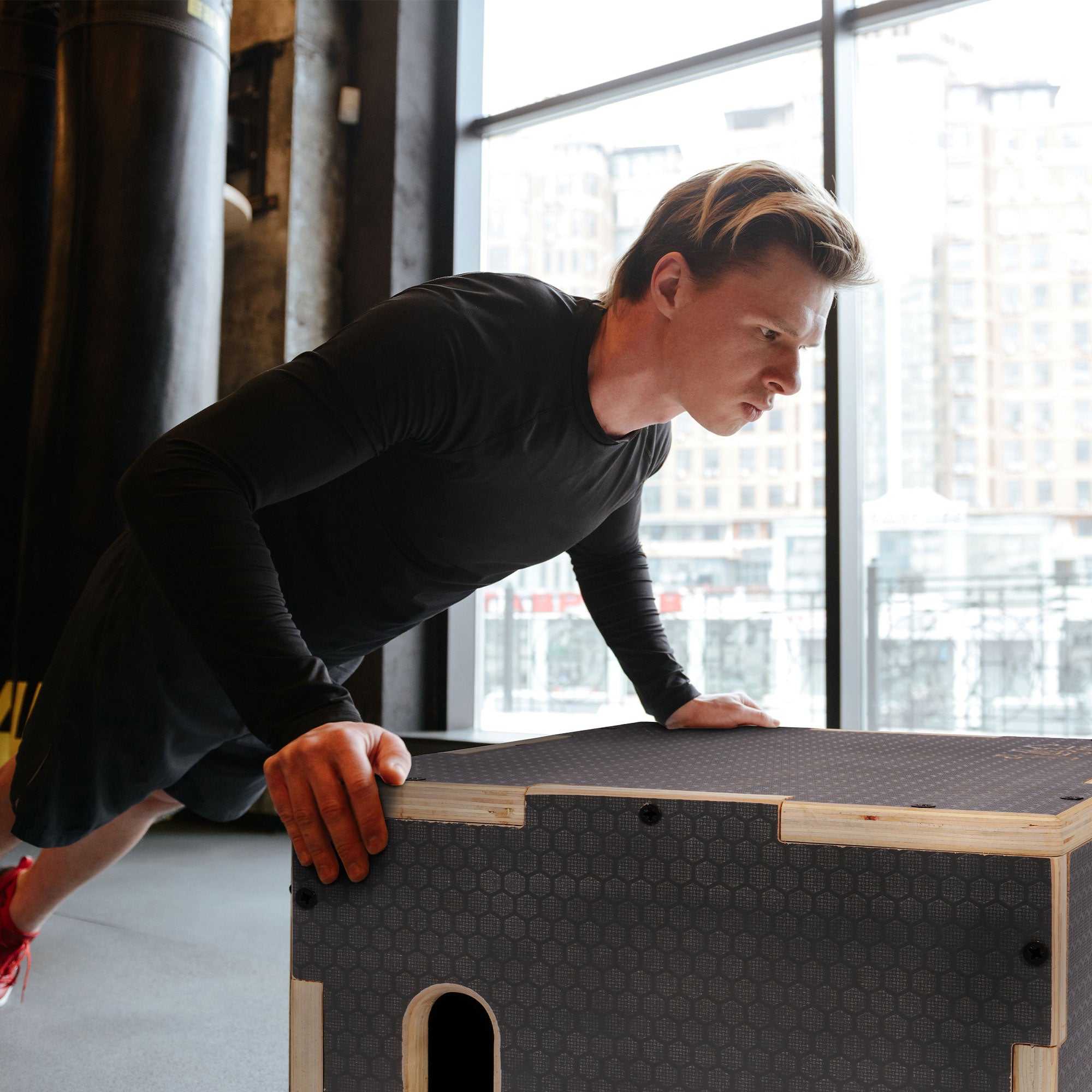Signature Fitness 30" x 24" x 20" Wooden Plyo Box Non-Slip Platform, Gray (Used) - VMInnovations
