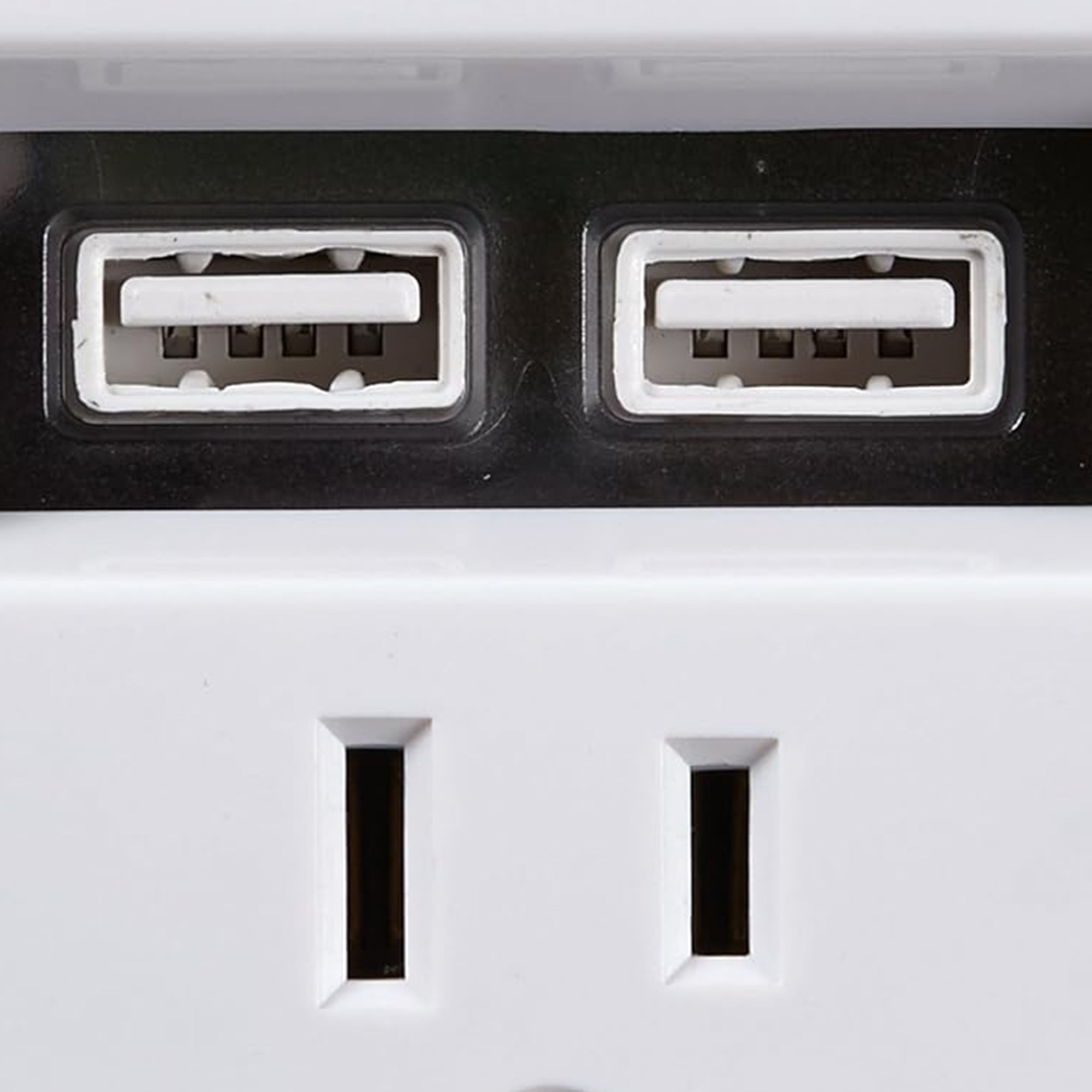 Wion 15 Amp Grounded WiFi Receptacle, 2 USB Ports, On/Off Settings (Open Box) - VMInnovations