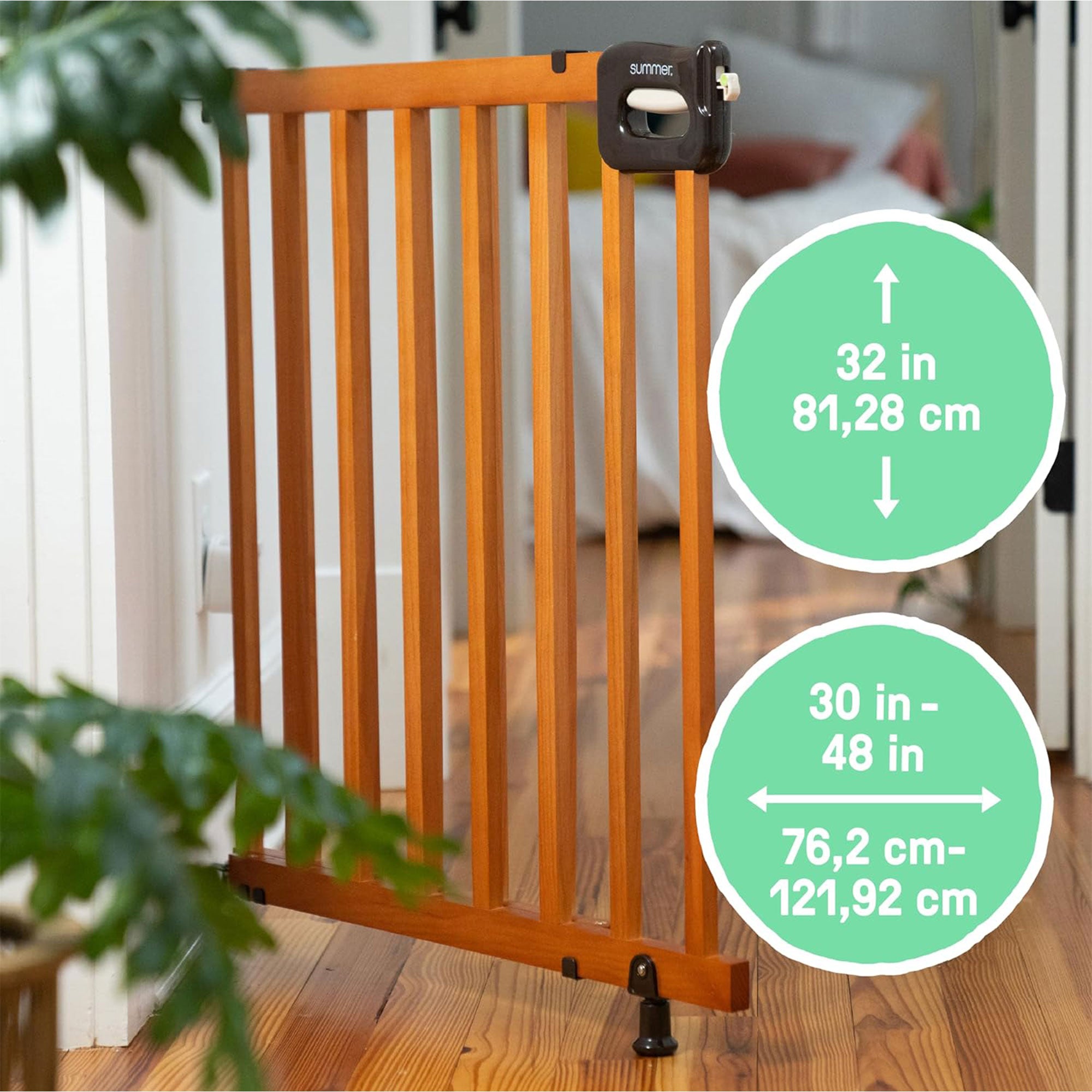 Summer 32" Deluxe Stairway Secure Safety Pet and Baby Gate, Oak Wood (Open Box) - VMInnovations