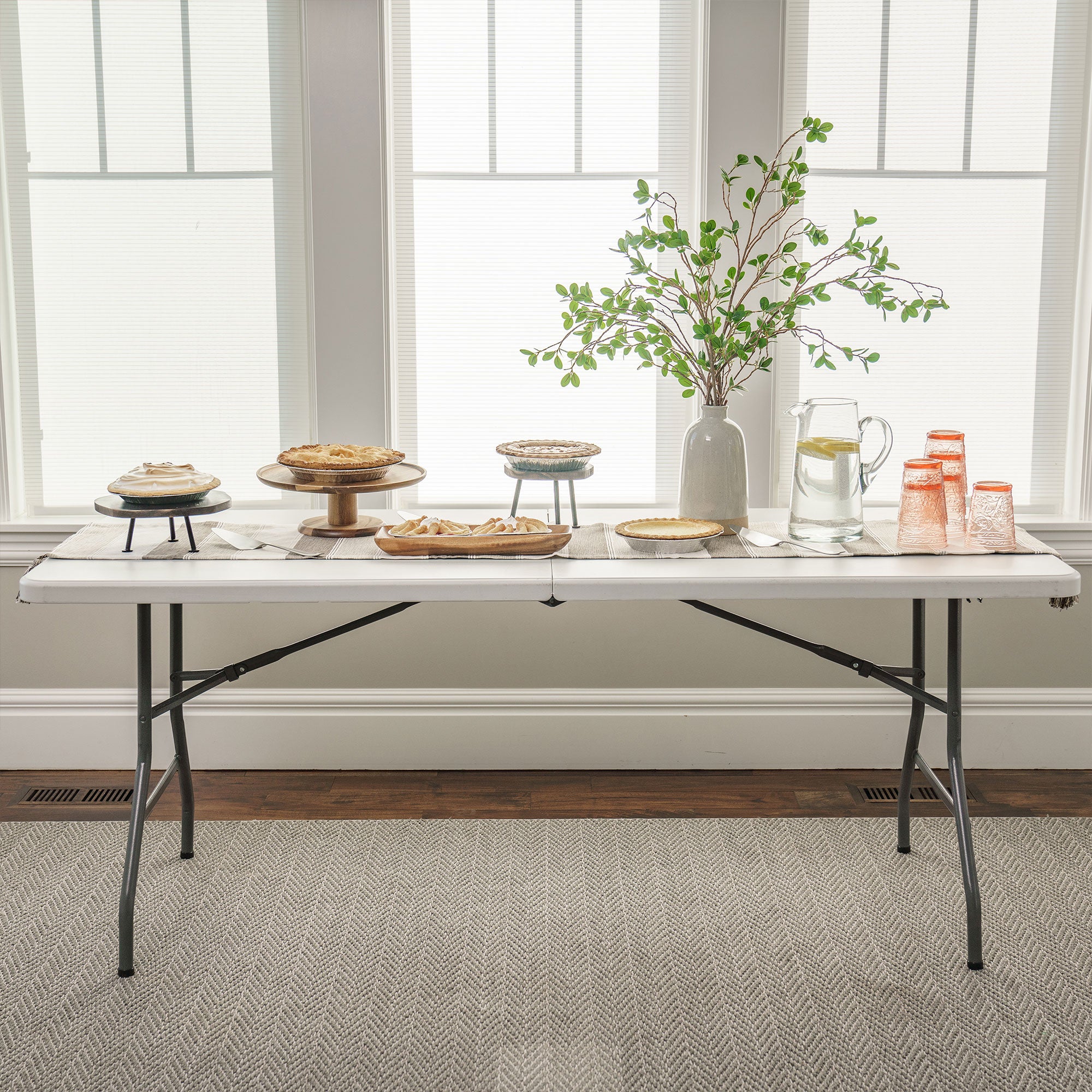 Peakform Compact Banquet Table for Indoor/Outdoor Use, 6 Ft, White (Used) - VMInnovations