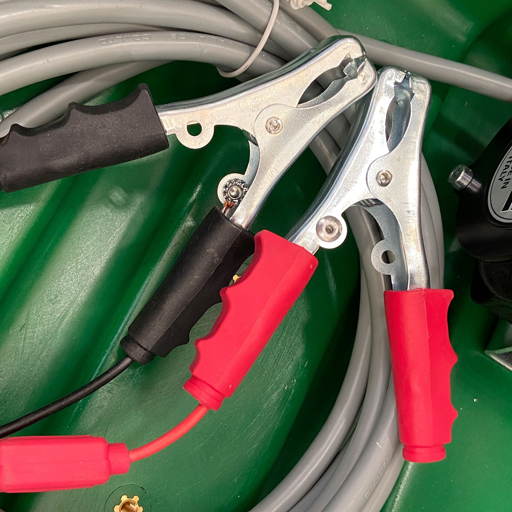 AM-TANK 116 Gal Portable Diesel Tank w/ Electric Transfer Pump & Storage, Green - VMInnovations