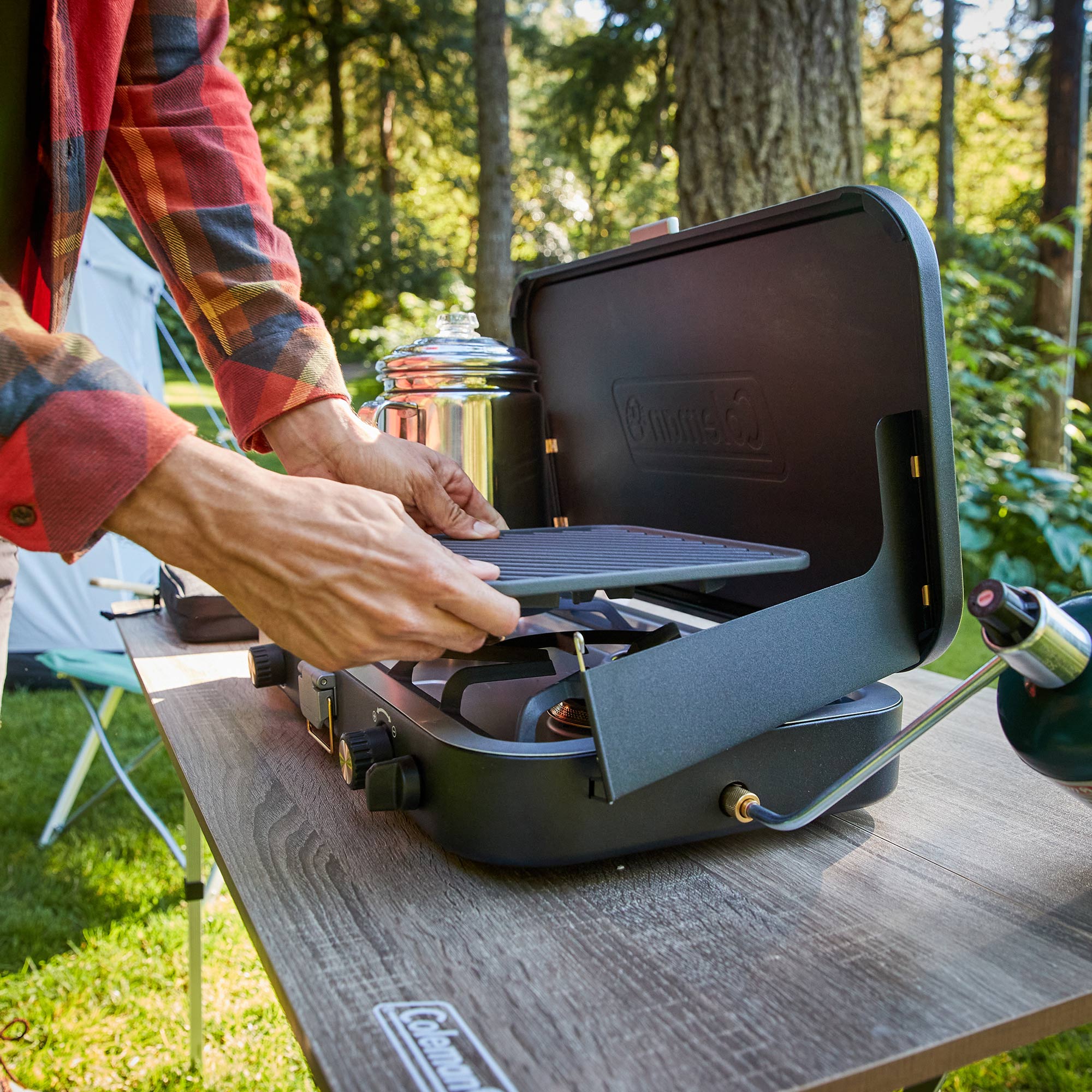 Coleman 1900 Collection 3 in 1 Propane Stove w/Handle and Carry Case (Open Box) - VMInnovations