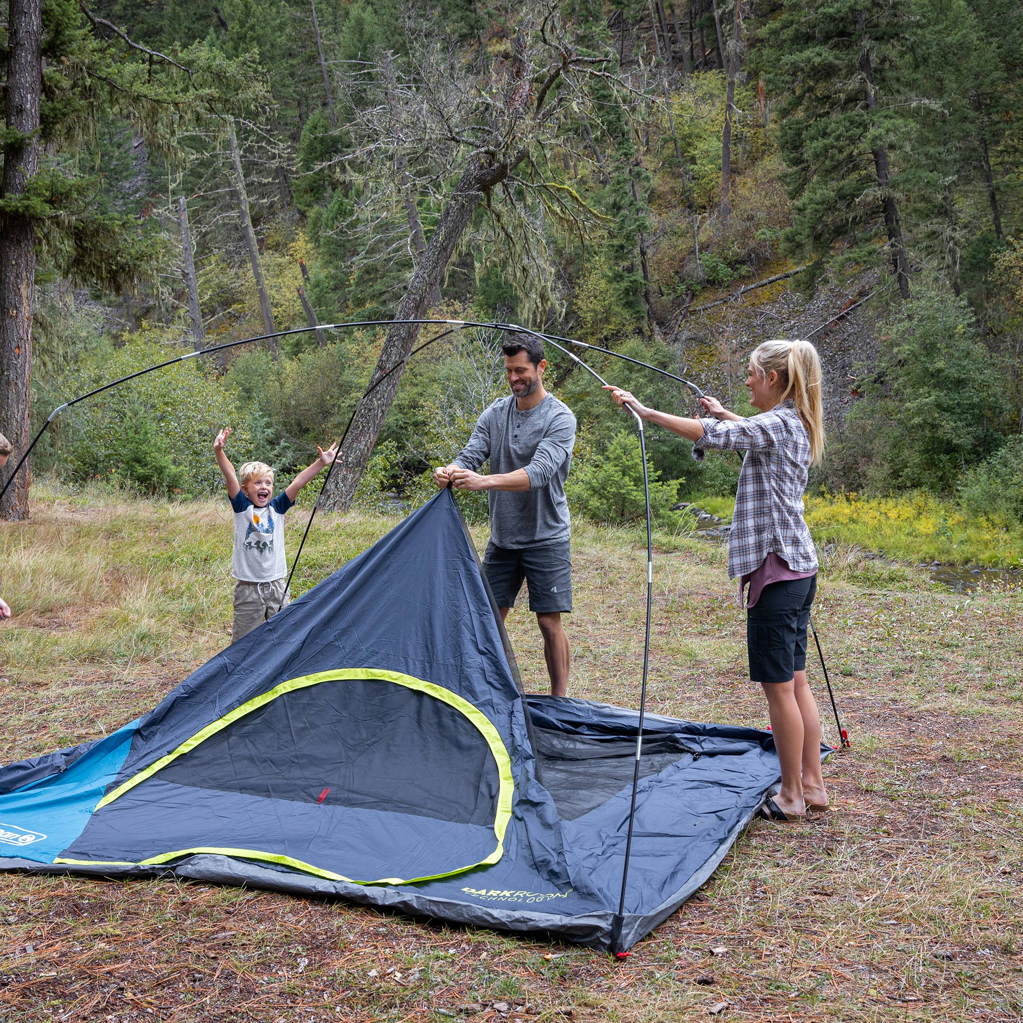 Coleman Skydome 4 Person Camping Tent w/Dark Room Technology, Multicolor (Used) - VMInnovations