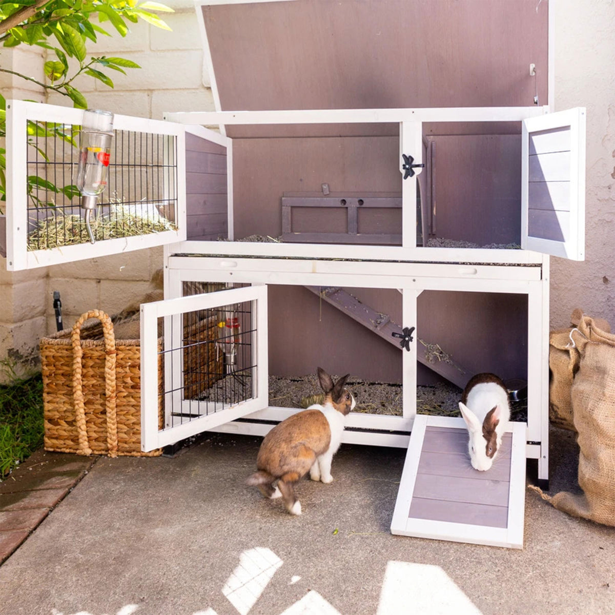 Indoor Outdoor Pet Bunny Hutch House Cage for Rabbits and Guinea Pigs, White (Refurbished)