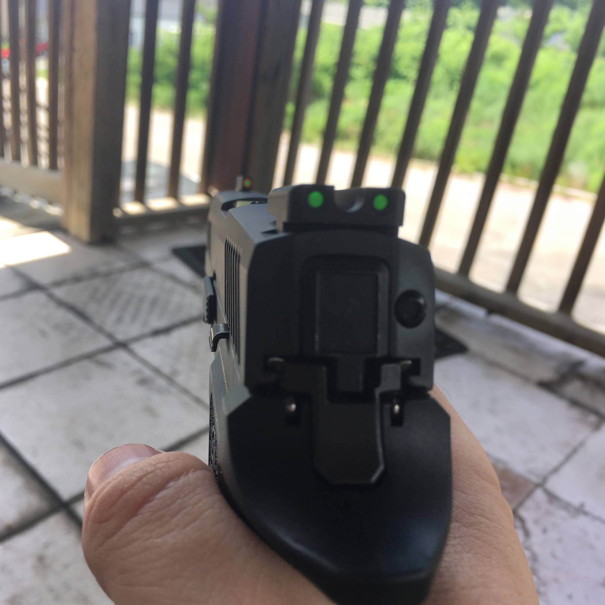 TruGlo Tritium Glow in the Dark Gun Sight for Smith & Wesson M&P Series Pistols - VMInnovations