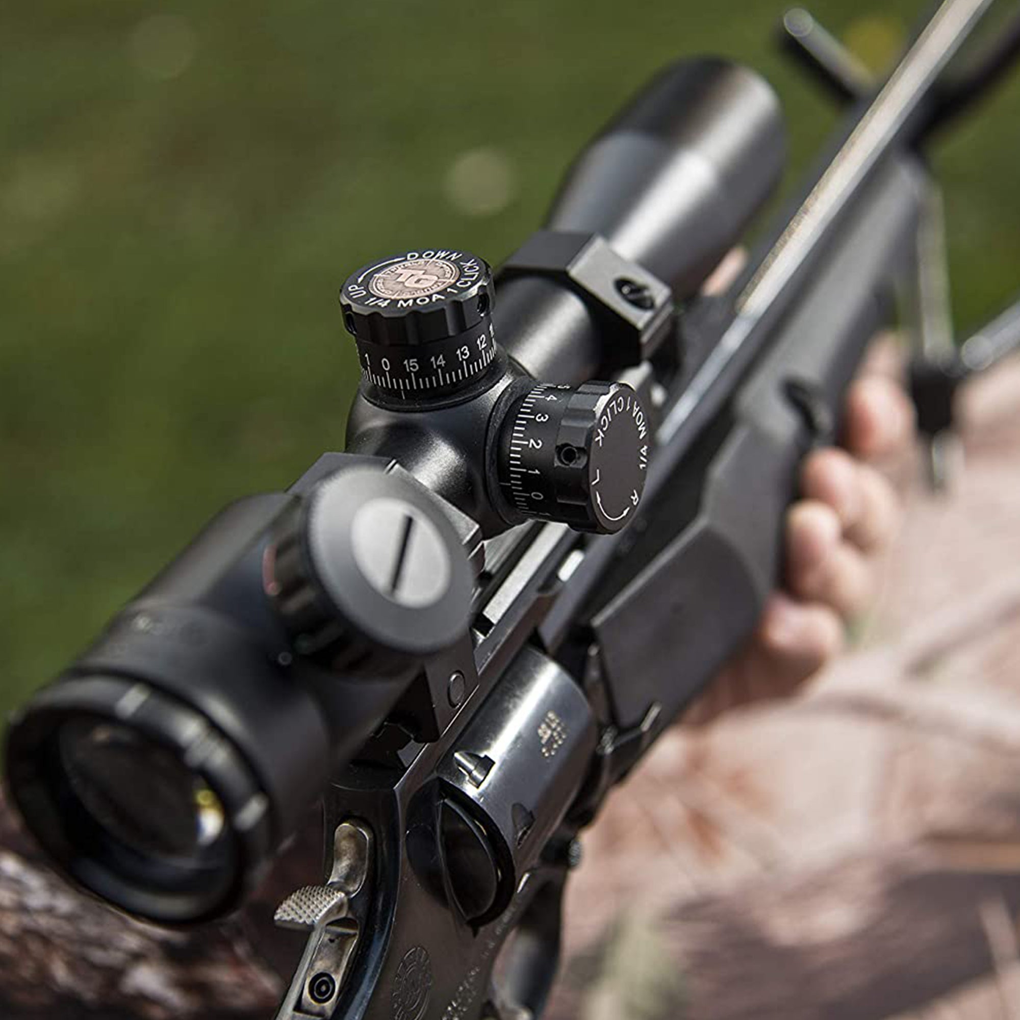 TruGlo 4 x 32 In Compact Illuminated Aluminum Shotgun Scope w/ Rings (2 Pack)