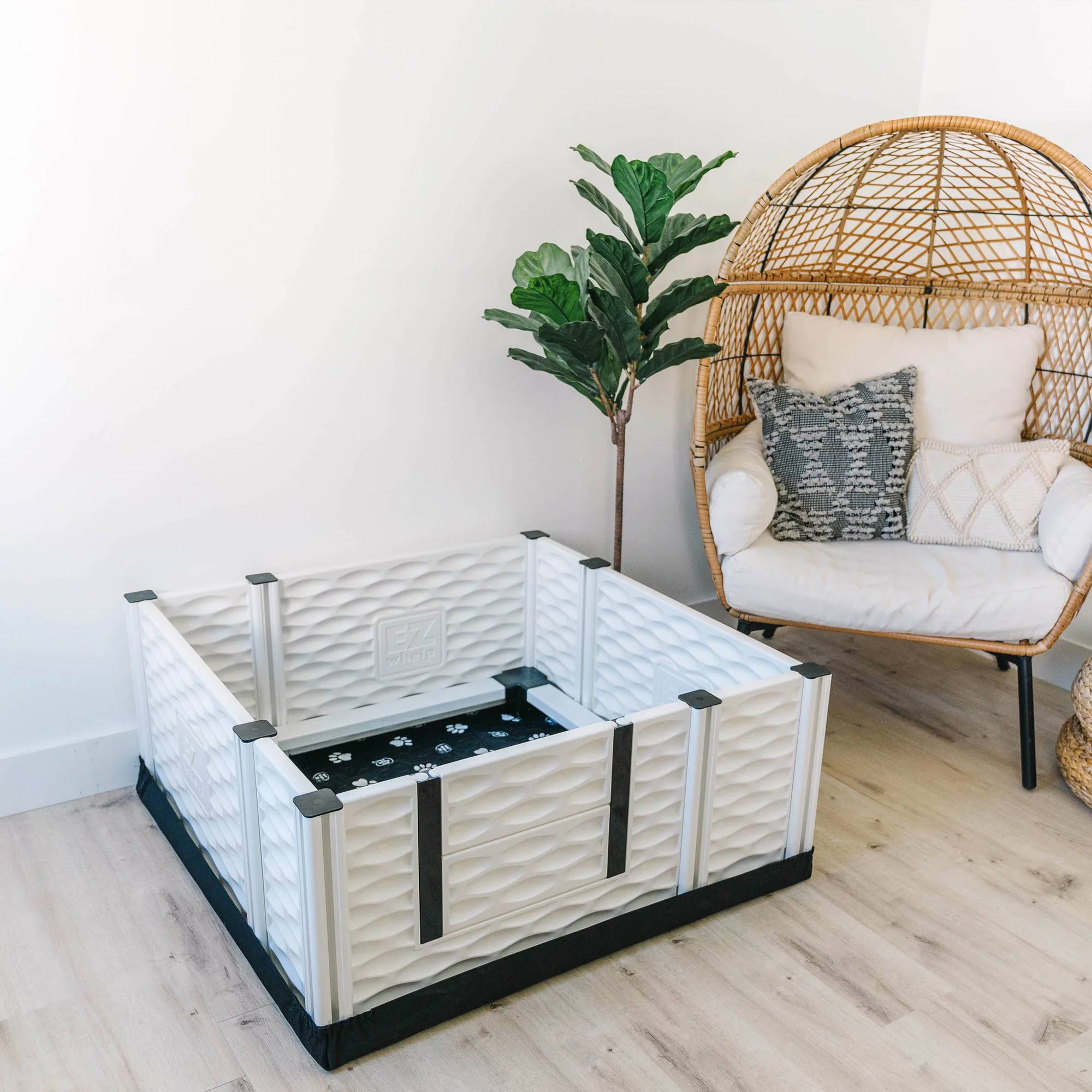 EZwhelp EZclassic 38" x 38" Puppy Dog Whelping Box Playpen with Rails & Liner - VMInnovations
