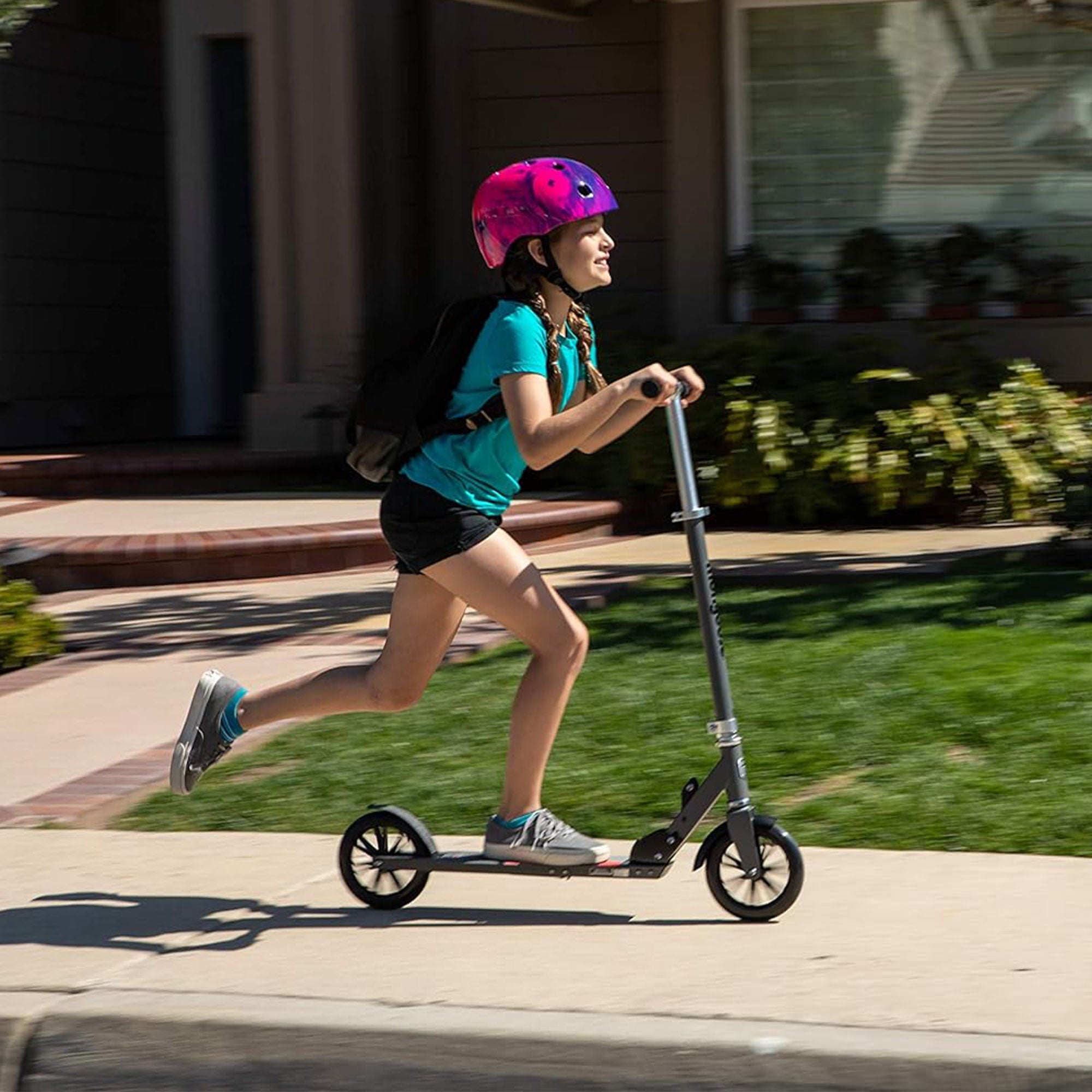 Mongoose Kick Scooter with Quick Release and Easy Folding Construction (Used) - VMInnovations