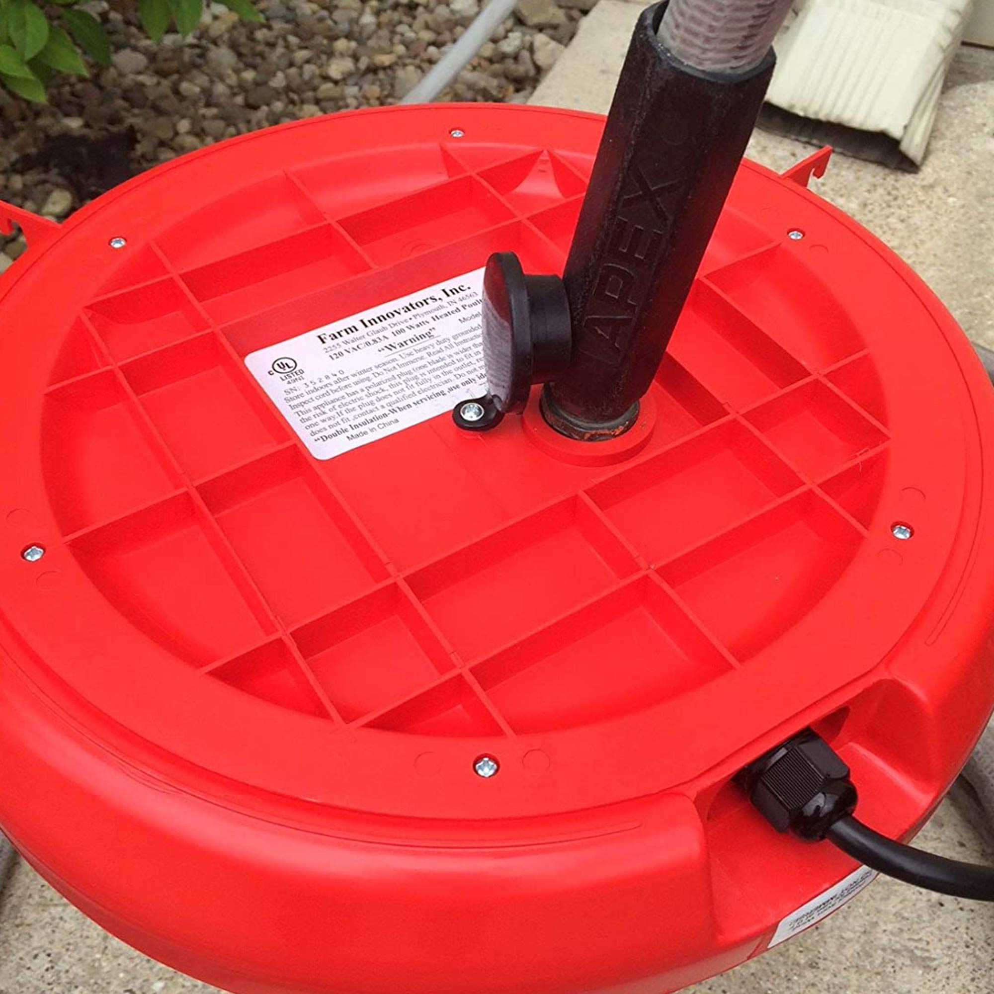 Farm Innovators 3 Gallon Heated Plastic Poultry Water Fountain, Red (8 Pack)
