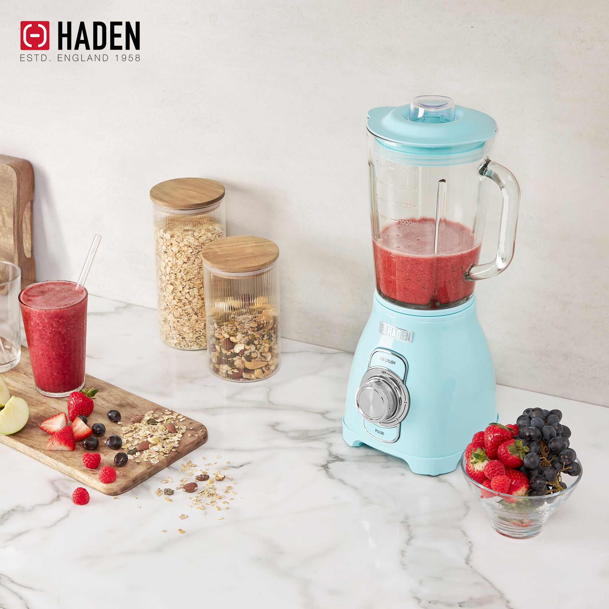 Haden Stainless 1.75 Liter Glass Jug 700W Power Blender, Turquoise/Chrome (Used) - VMInnovations