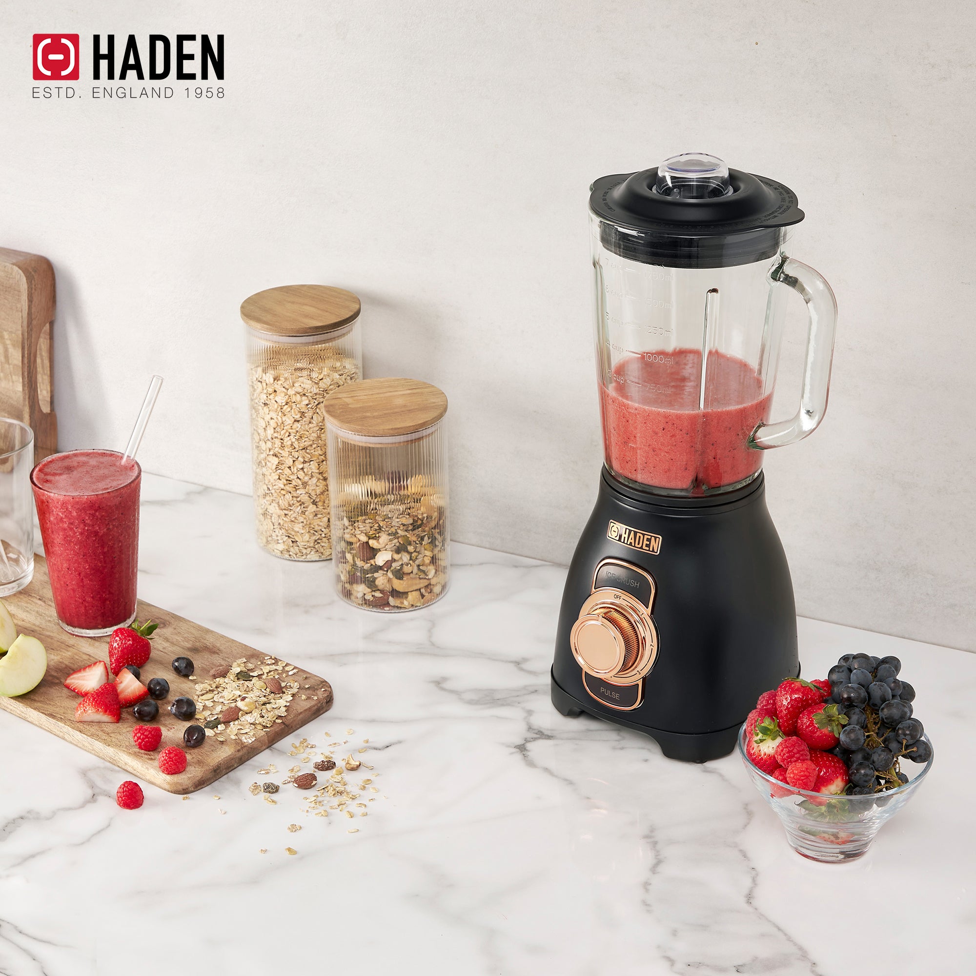 Haden Stainless 1.75 Lt Glass Jug 700W Motor Power Blender, Black/Copper (Used) - VMInnovations