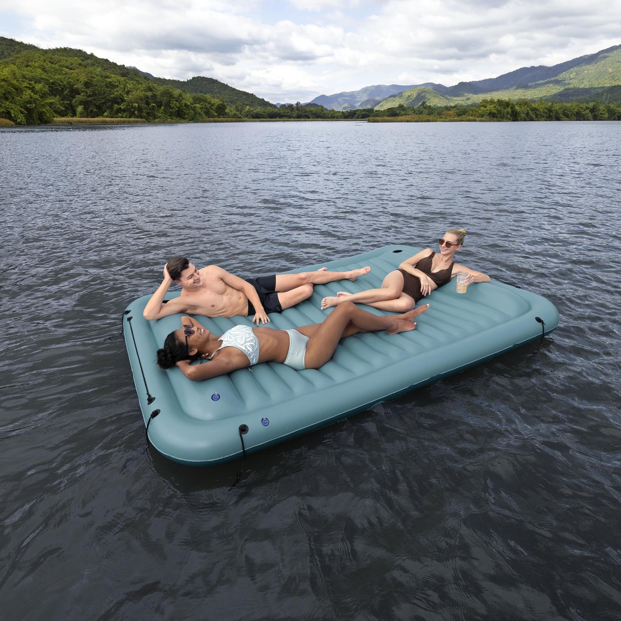 Bestway Hydro-Force Sun Soaker Inflatable 4 Person Water Float Platform (Used) - VMInnovations