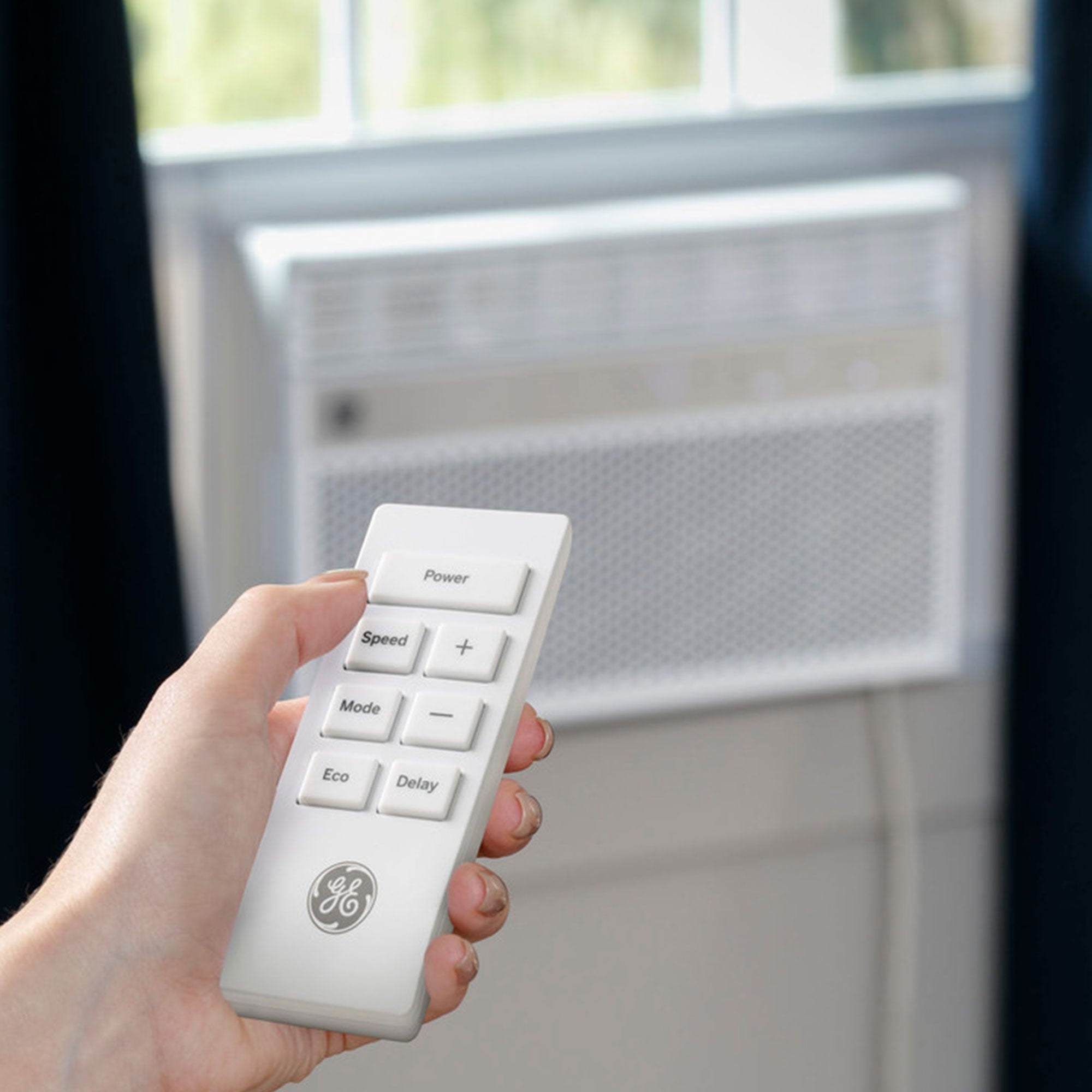GE 12000BTU Window Air Conditioner Covers up to 550 SqFt (Certified Refurbished) - VMInnovations