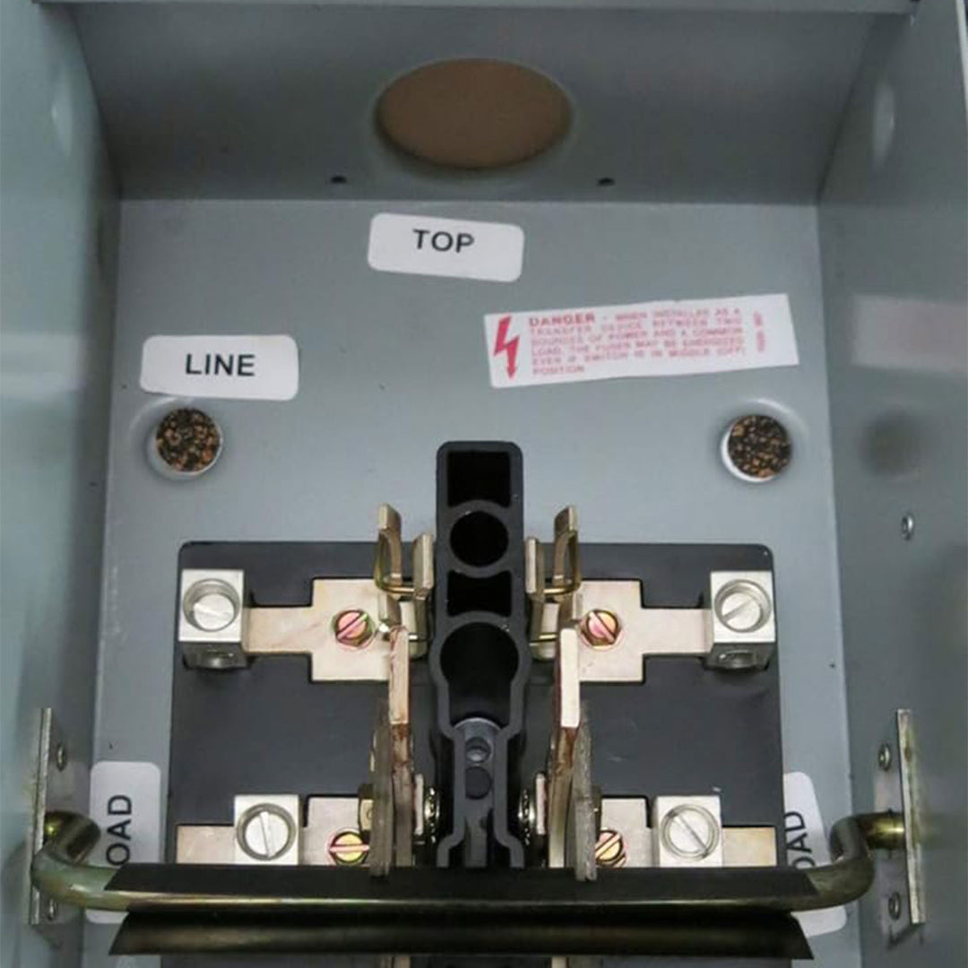 GE Outdoor Double Pole Double Throw Safety Switch, 100 Amp, Manual Disconnect - VMInnovations