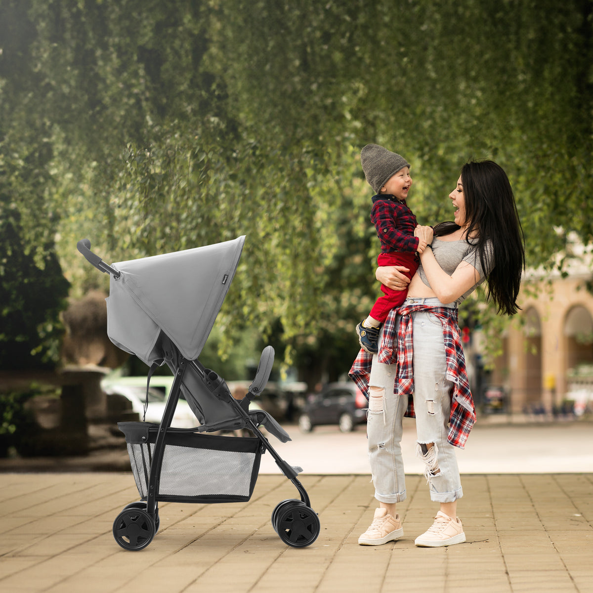 hauck Sport T13 Lightweight Compact and Foldable Stroller, Push Chair (Open Box) - VMInnovations