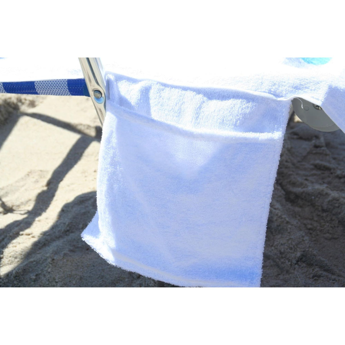 Ostrich Deluxe 3N1 Lightweight Outdoor Beach Lounge Chair & Custom Fitted Towel