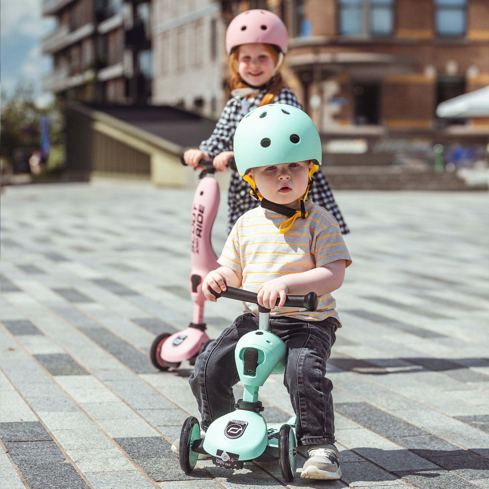 Scoot & Ride 2-in-1 Ride-On & Stand Kids Scooter, Ages 1-5, Kiwi (Used) - VMInnovations
