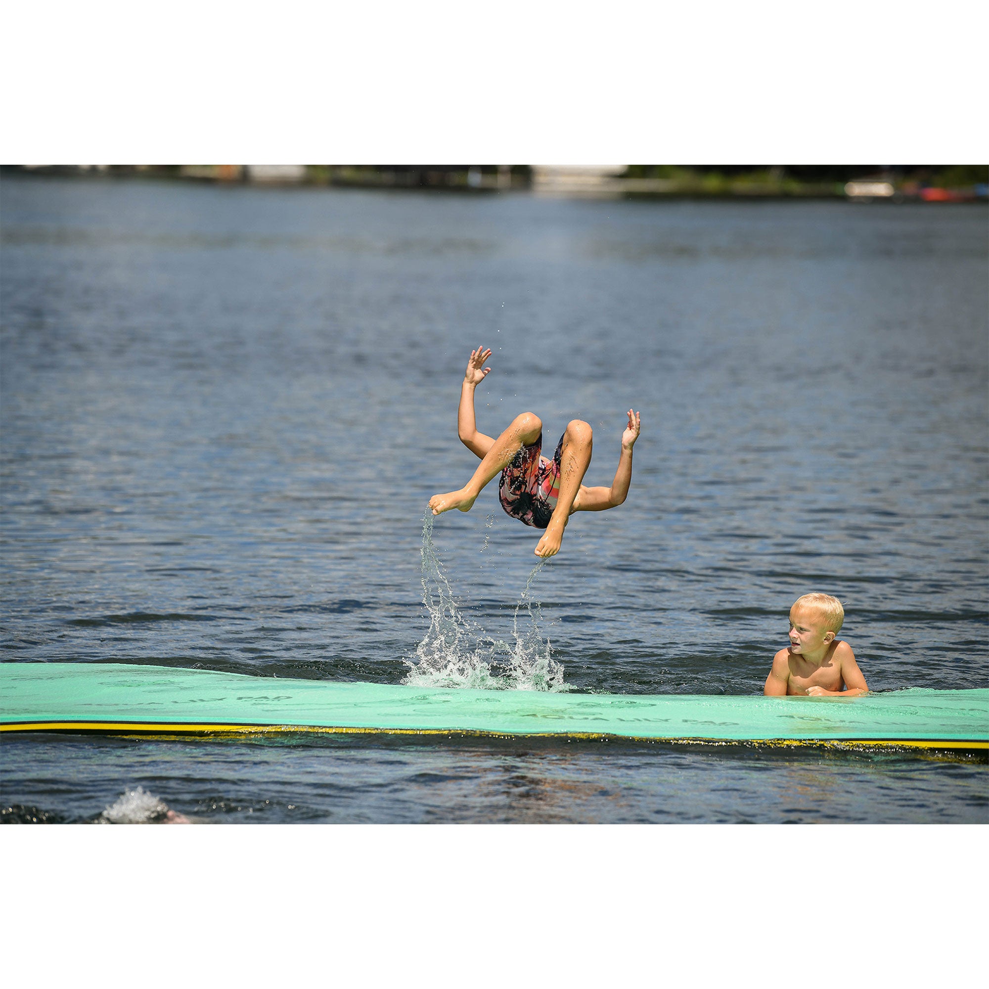 Aqua Lily Pad Floating Mat w/ Duracore, Foam Lake Float, 6’ x 20’ (Open Box) - VMInnovations