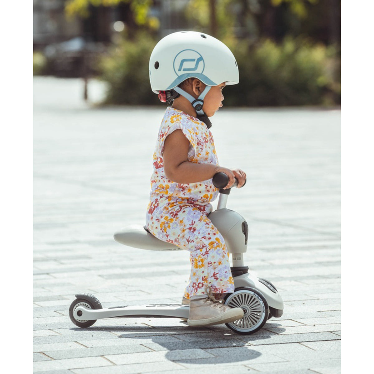 Scoot & Ride Toddler Kids Bike & Scooter Helmet w/LED Light, XXS, Ash (Open Box)