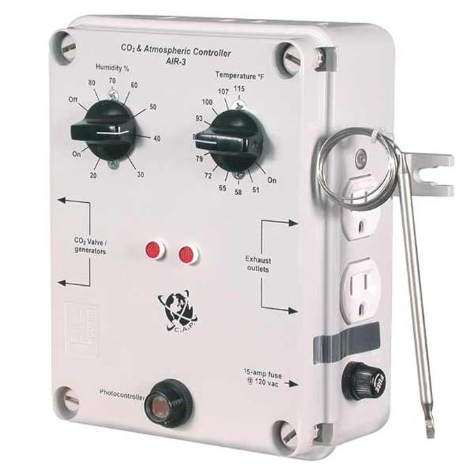 C.A.P AIR-3 Temperature/Humidity/Co2 Atmosphere Controller w/ Photo Cell Outlet