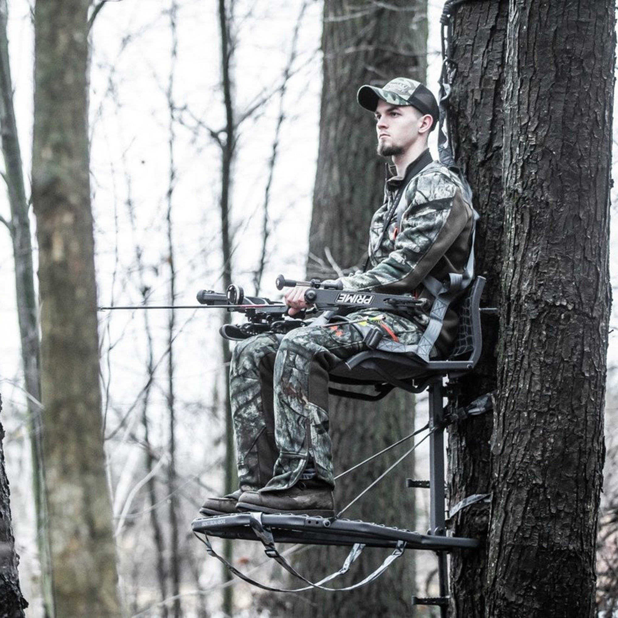 Hawk Hang On Stand, Lumbar Seat Hunting Gear w/Welded Platform, 34x24"(Open Box) - VMInnovations