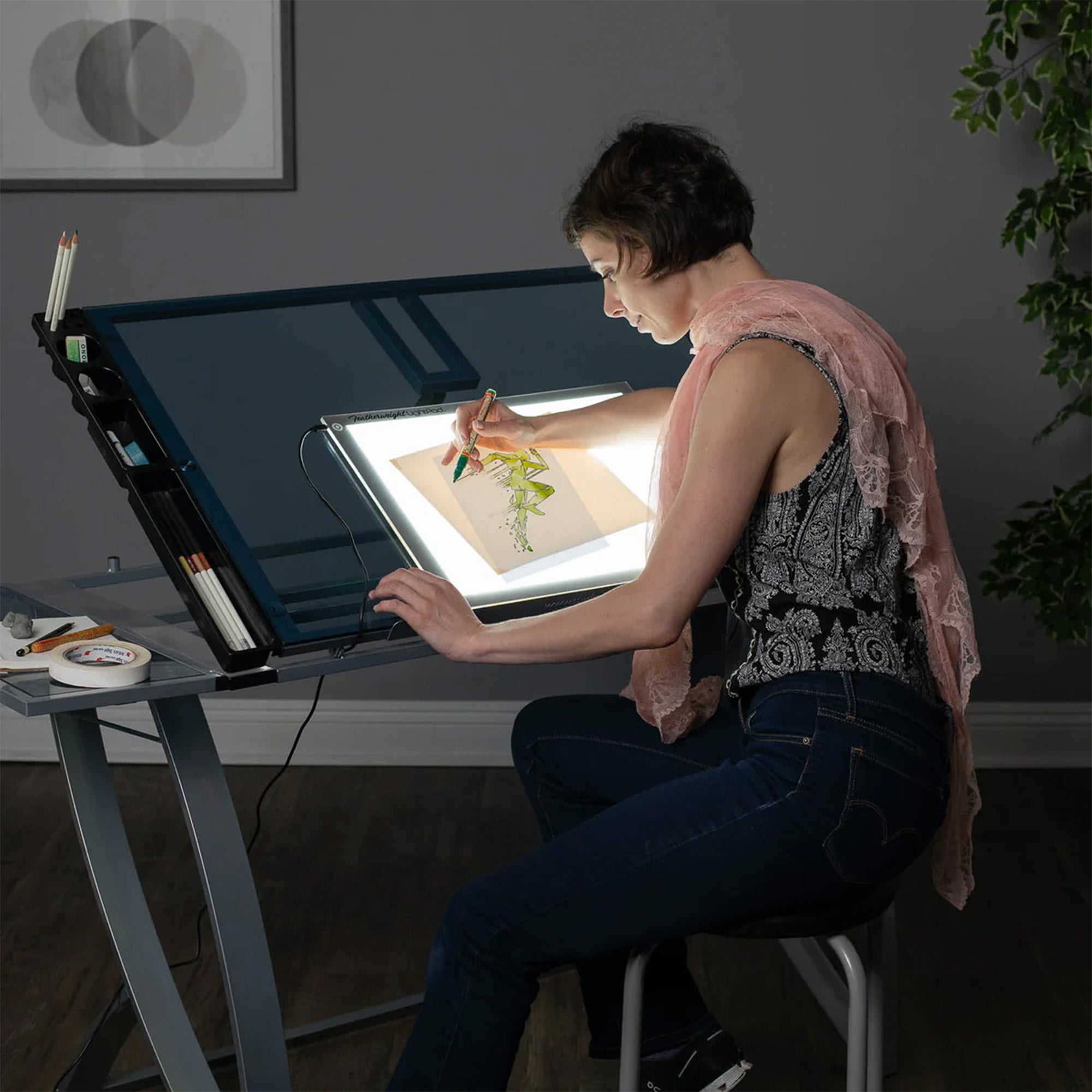 Artograph Featherweight Dimmable Slim Lightpad for Drawing & Tracing (Open Box) - VMInnovations